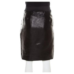 Escada Falda a Medida con Ribete de Raso Negro Metalizado M