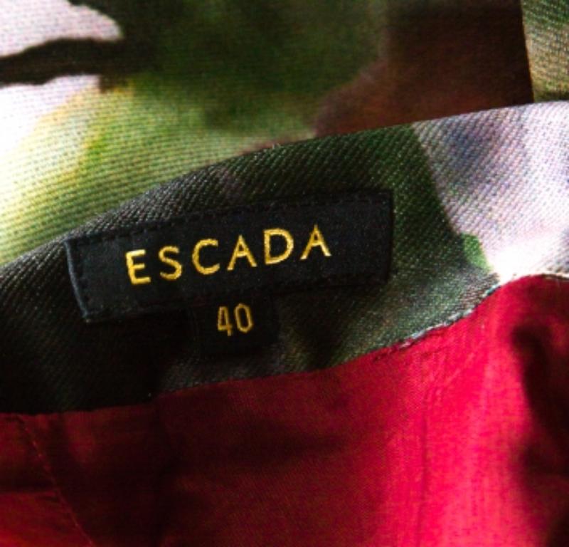 Noir Jupe fourreau Escada imprimée florale multicolore longueur genou L en vente