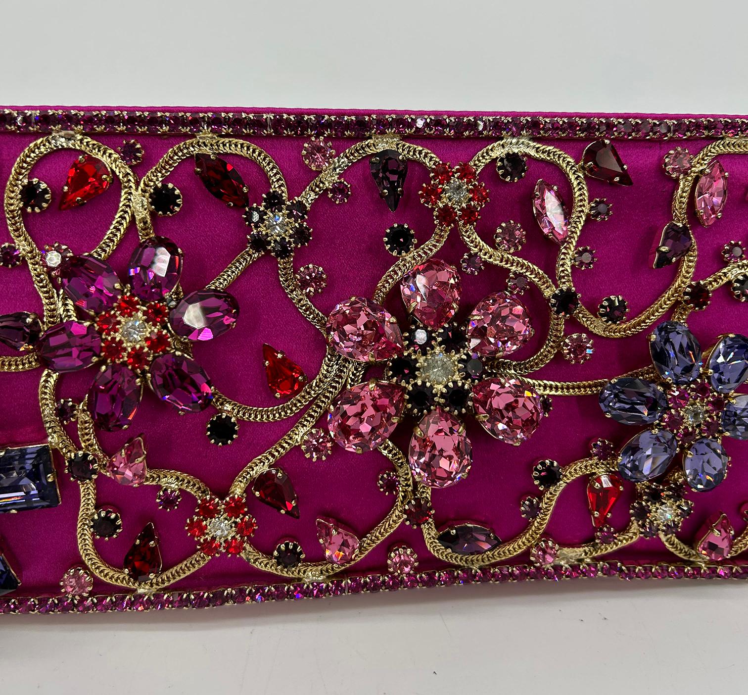 Escada Pink Silk Jeweled Rhinestone Pochette Clutch In Excellent Condition In Philadelphia, PA