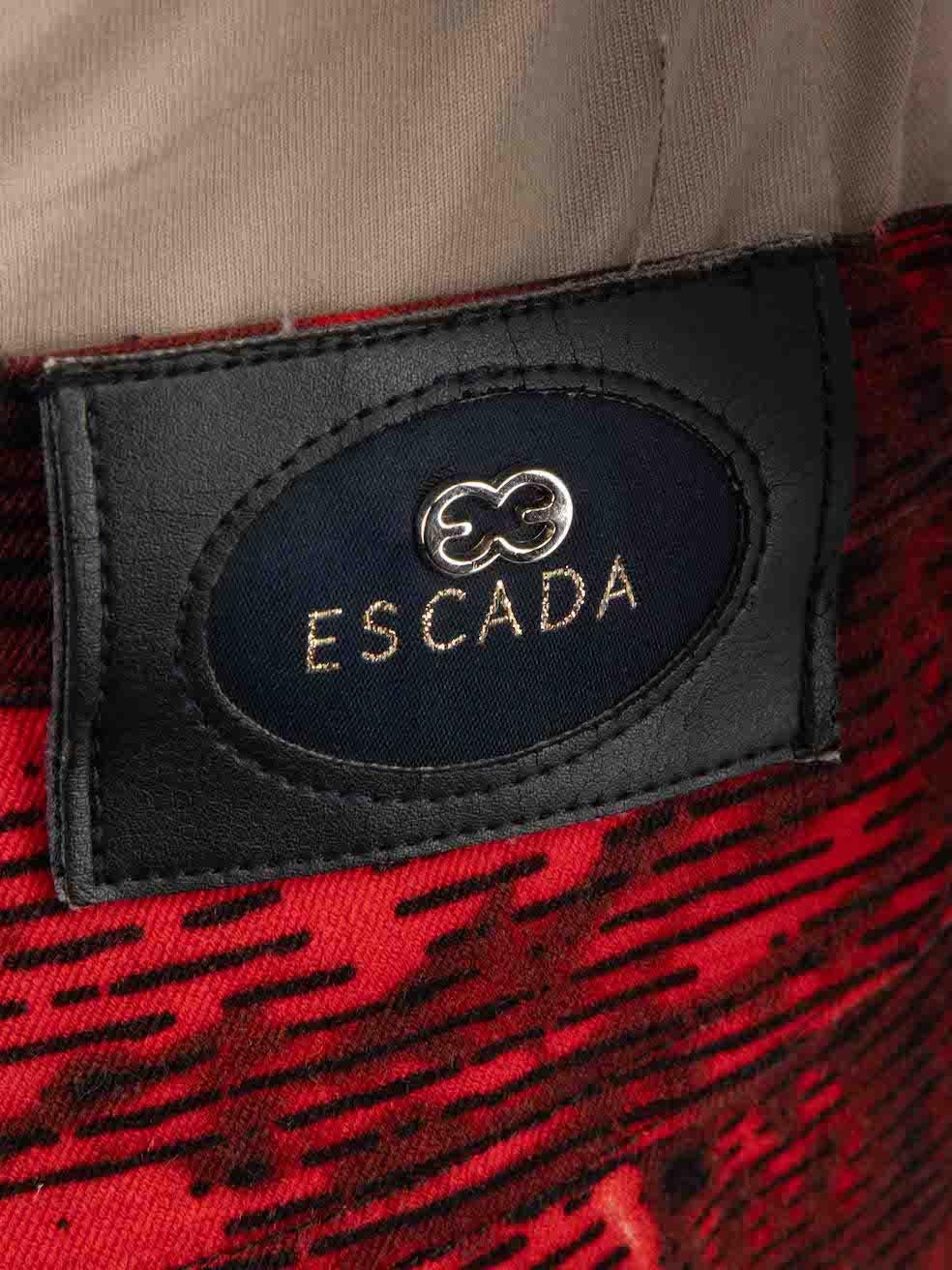 Pantalones capri con estampado gráfico rojo Escada Talla M en Bueno estado para la venta en London, GB