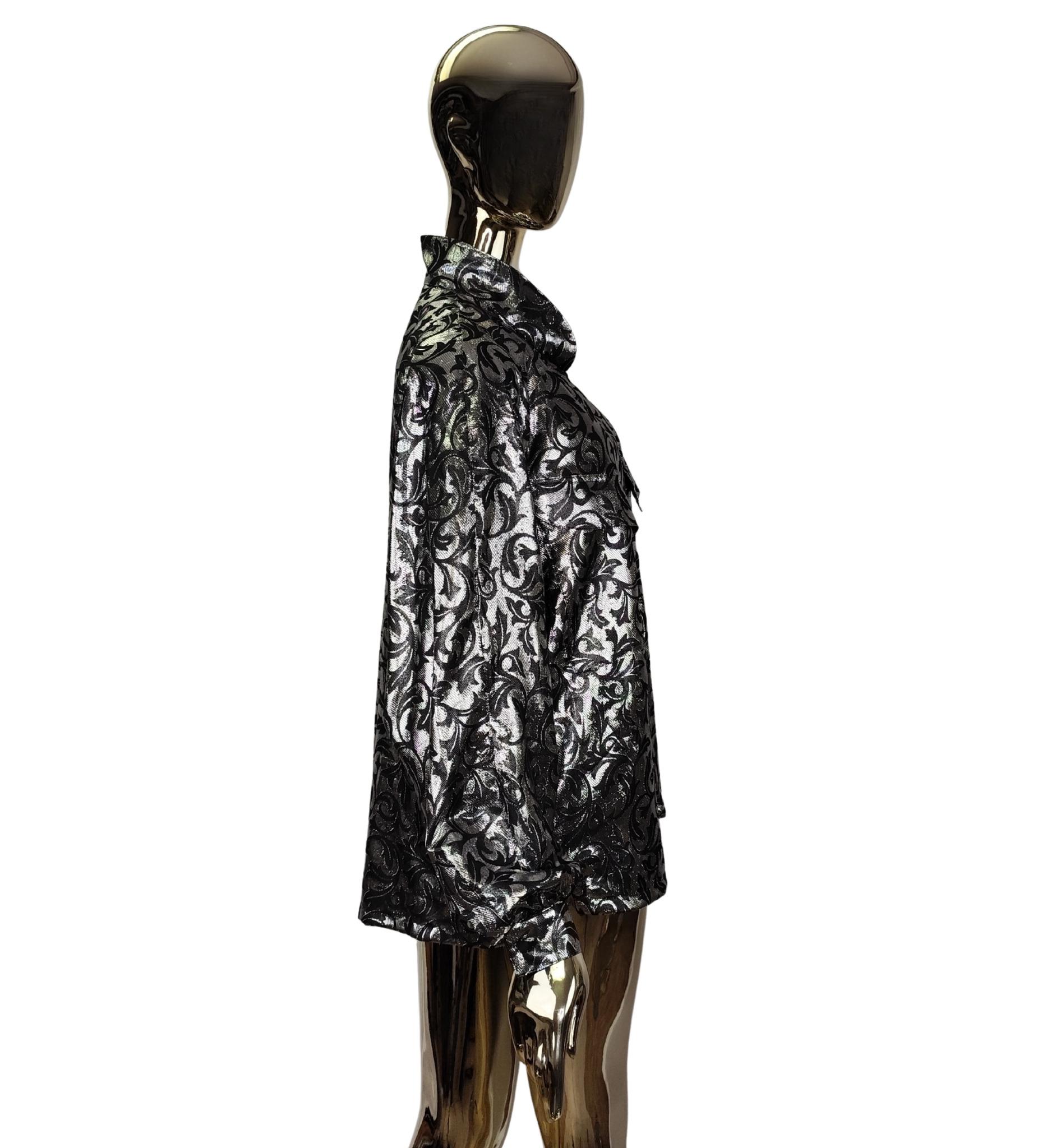 Black Escada shiny silver silk blend printed shirt For Sale