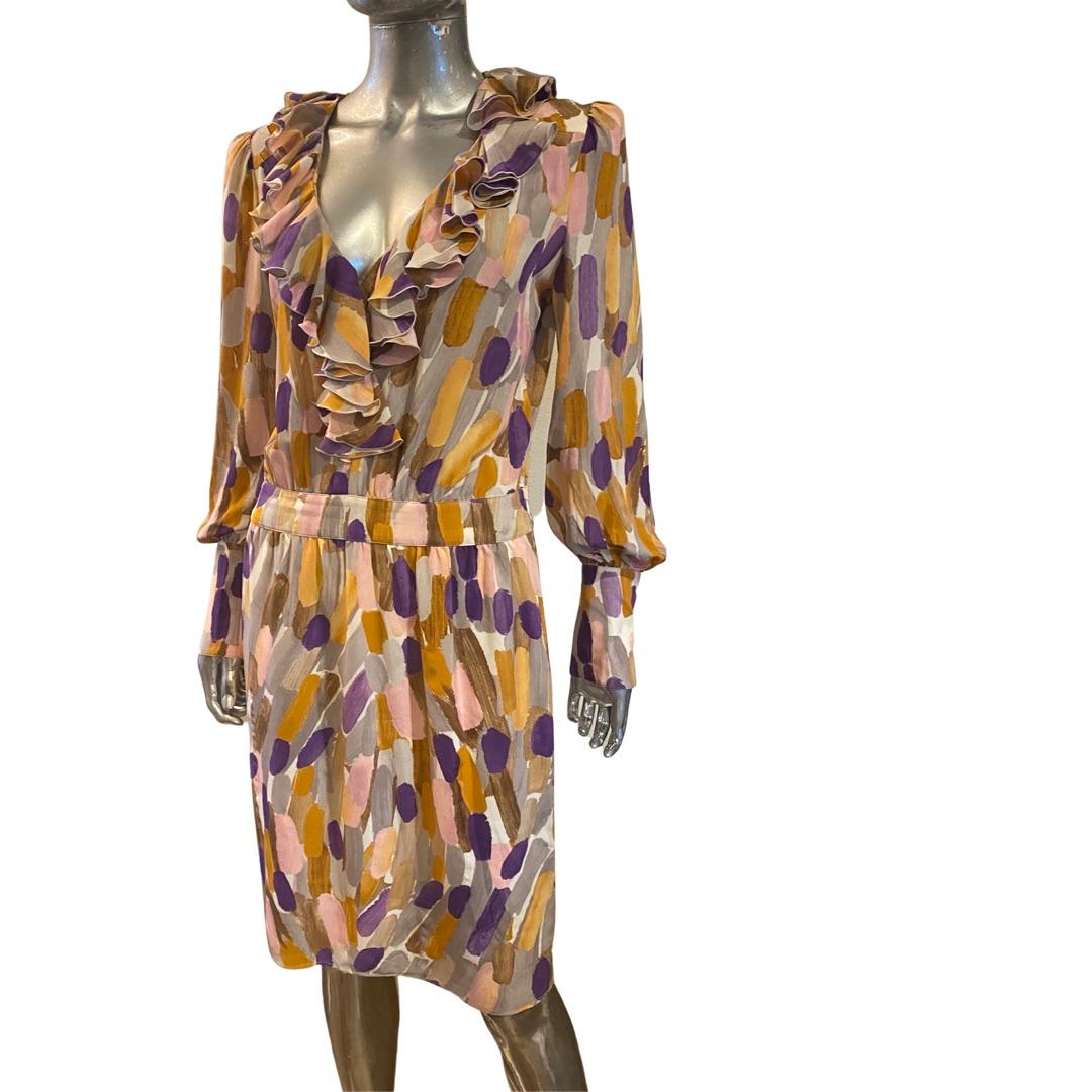 Escada - Robe fourreau en soie aquarelle à imprimé abstrait avec encolure à volants - Taille 8 en vente 3
