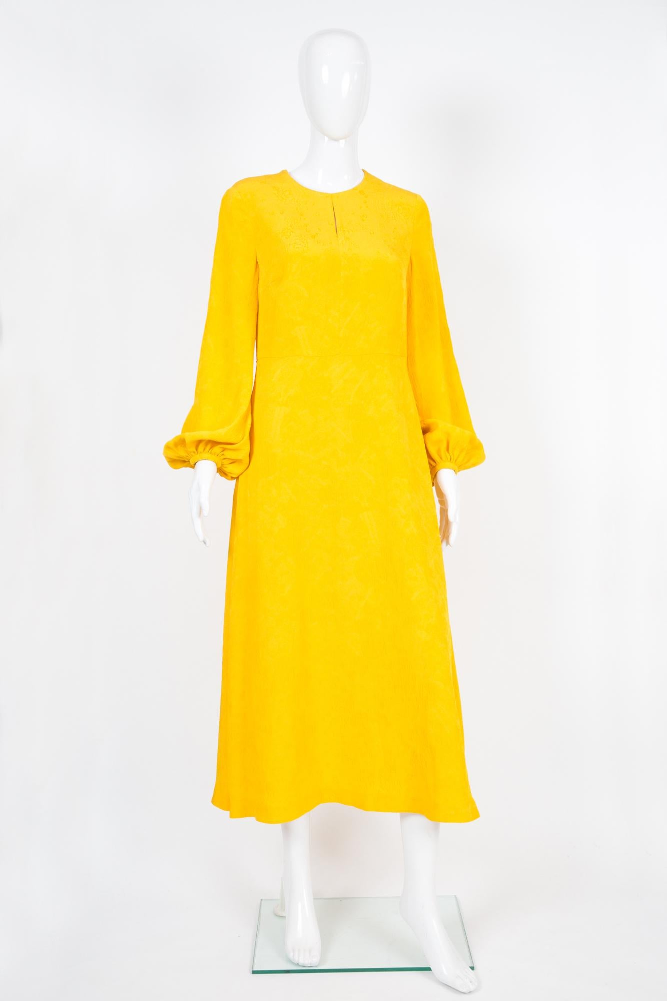 Escada Silk Yellow Maxi Evening Dress In Excellent Condition In Paris, FR