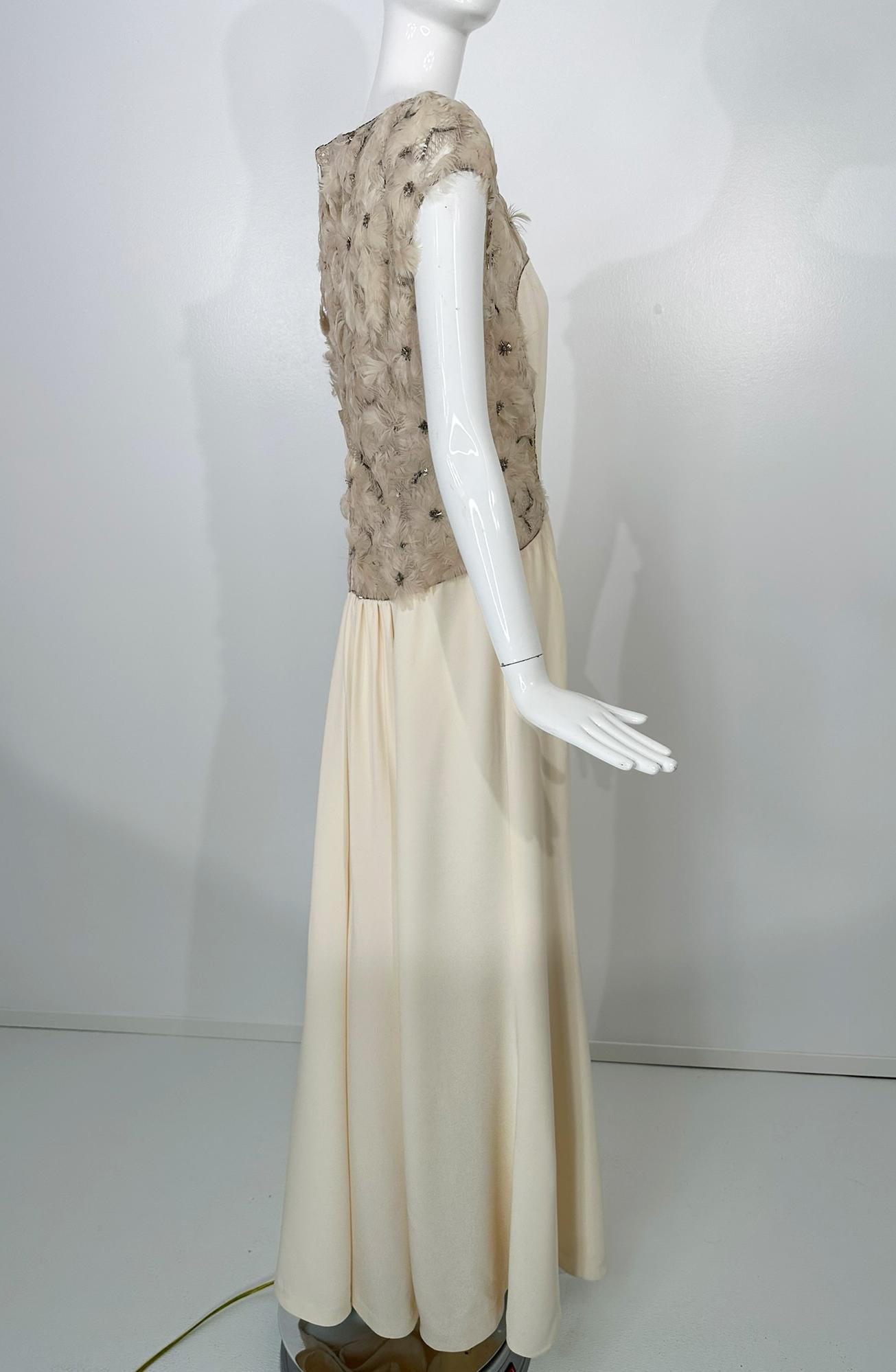 Escada Silver Sequin Feather Rosette on Cord Lattice Work & Cream Silk Gown 40 For Sale 1