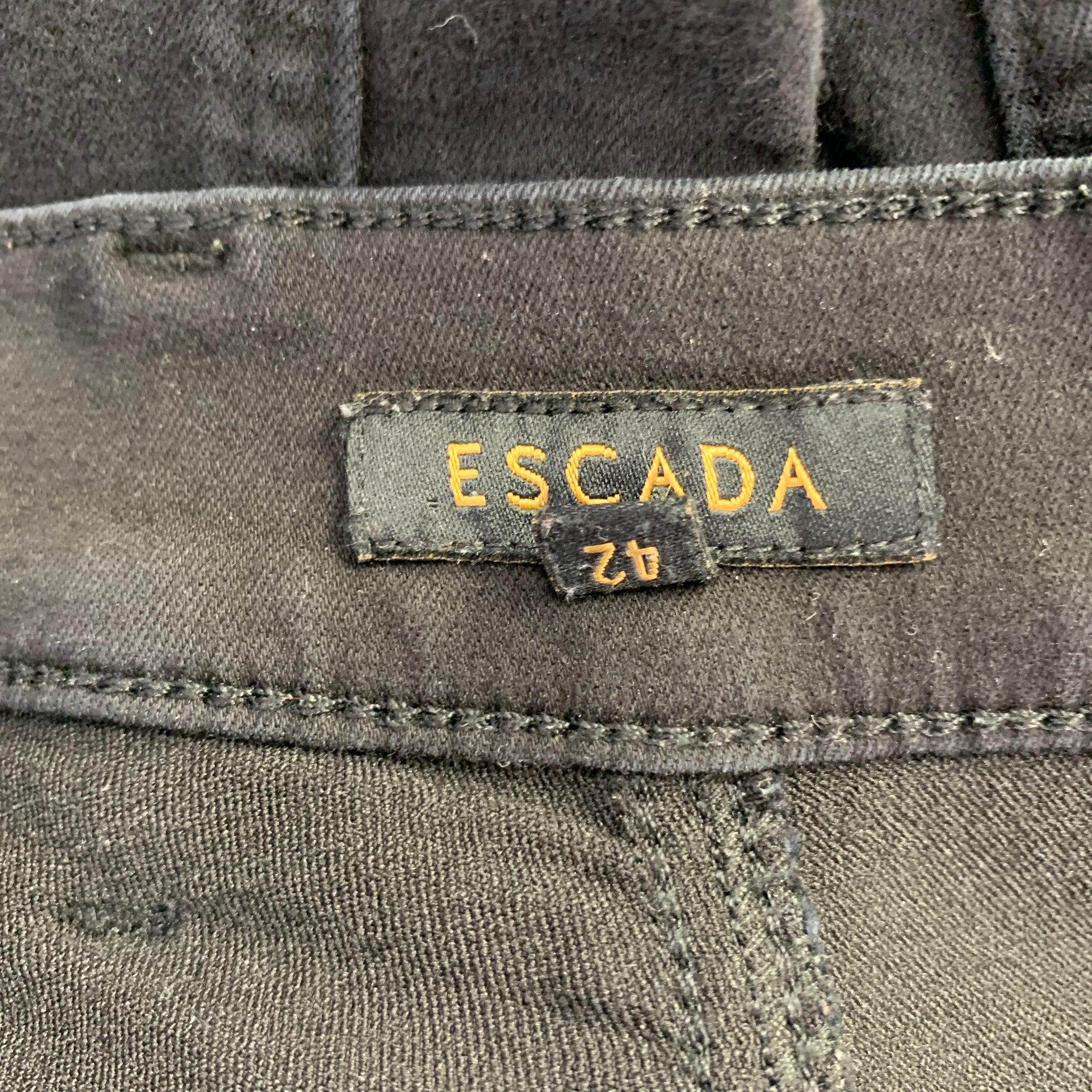 ESCADA Size 12 Black Cotton Blend 5 Pocket Jeans For Sale 4