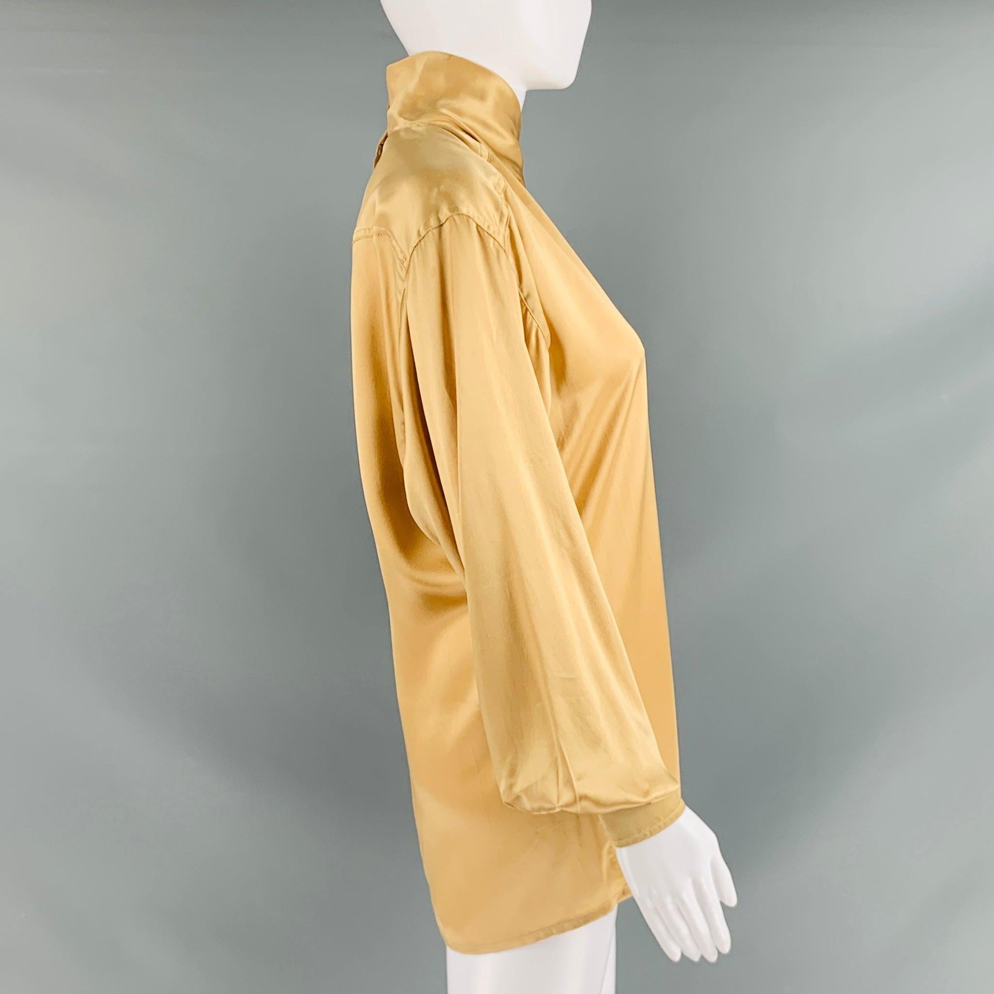 ESCADA Größe 4 Beige Seide Bluse mit Dolman-Ärmeln aus Seide Damen im Angebot