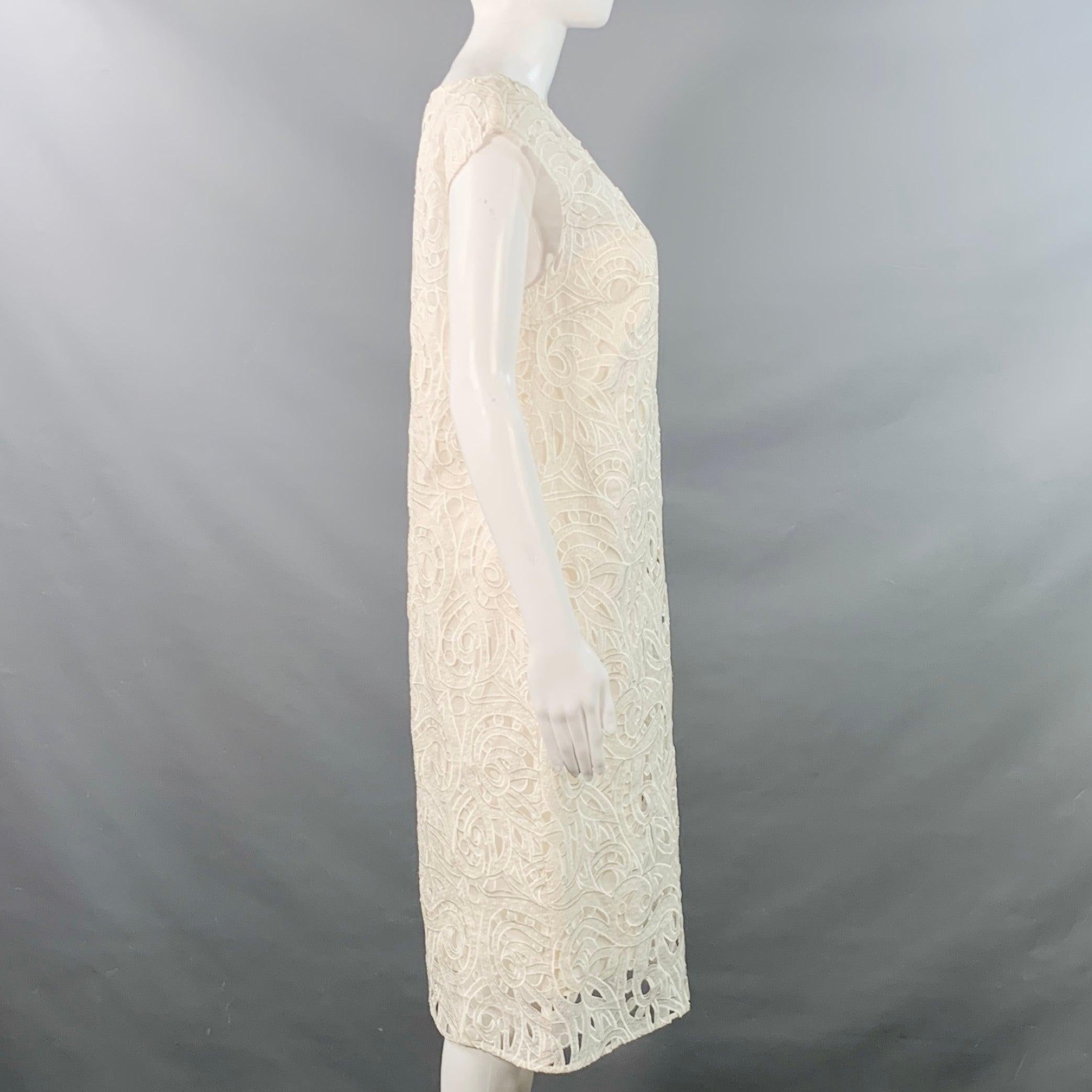 Blanc ESCADA Size 6 Off White Silk Lace Boat Neck Sleeveless Shift Dress en vente