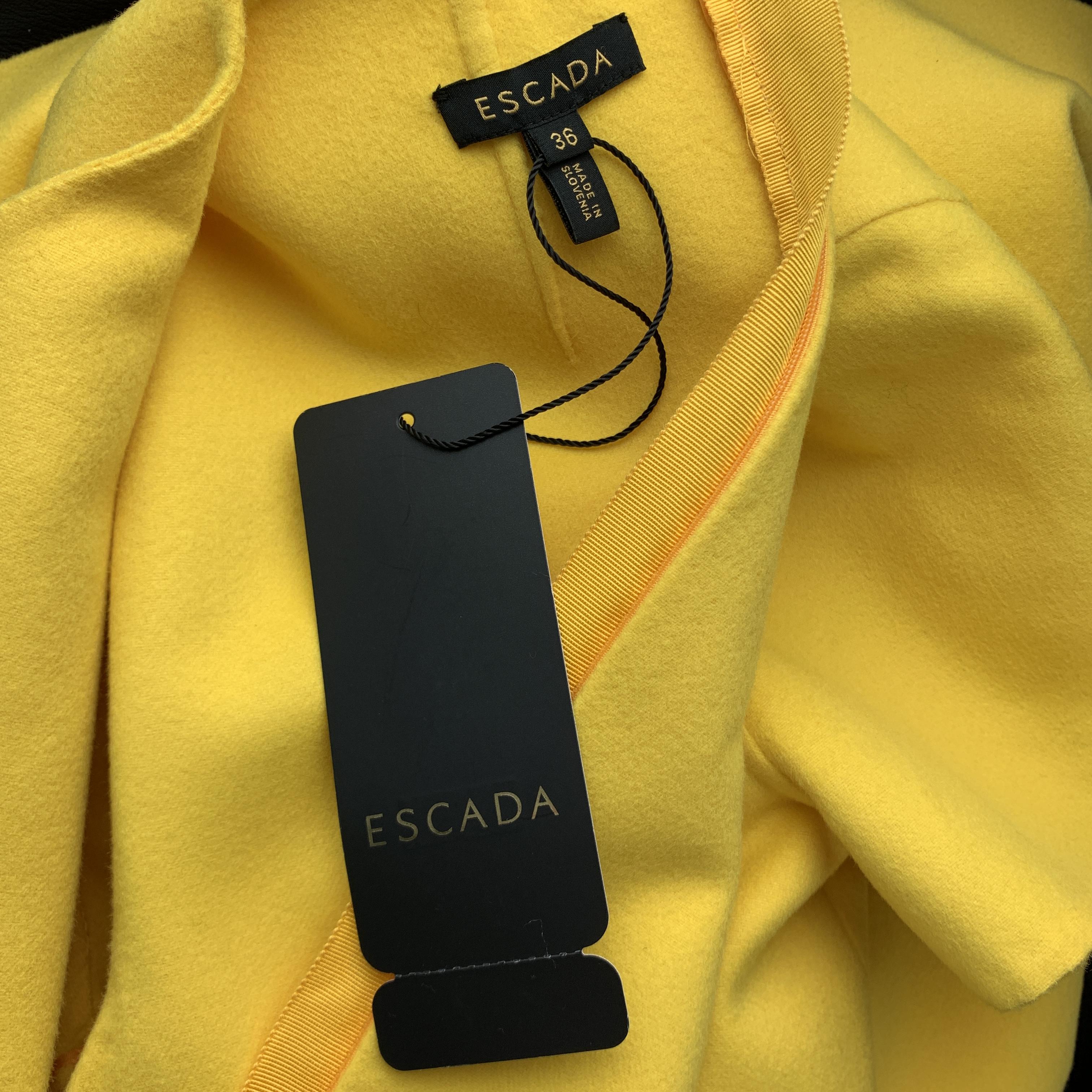 ESCADA Size 6 Yellow Virgin Wool Cashmer Blend Short Sleeve Shift Dress 1