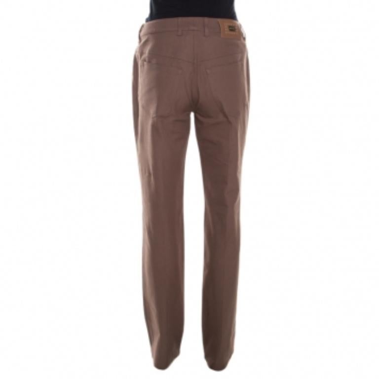 For days when you want to dress casually, this pair of Escada jeans will be just right. Made from stretch denim, the Tobacco brown jeans feature the usual details of belt loops, pockets, and front zipper. The pair will offer you a nice, straight fit.