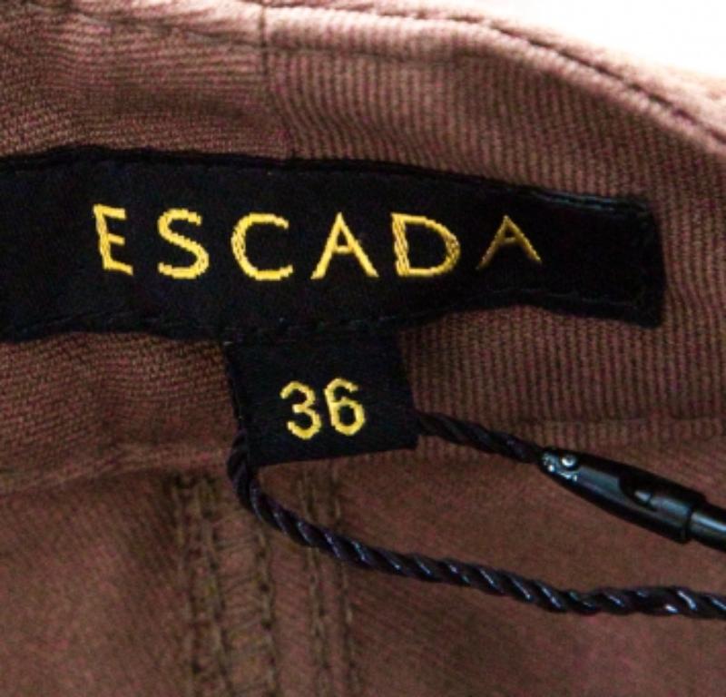 Escada, jeans marrone tabacco elasticizzato a vita alta e gamba dritta Tessa M. I. In condizioni ottime in vendita a Dubai, Al Qouz 2