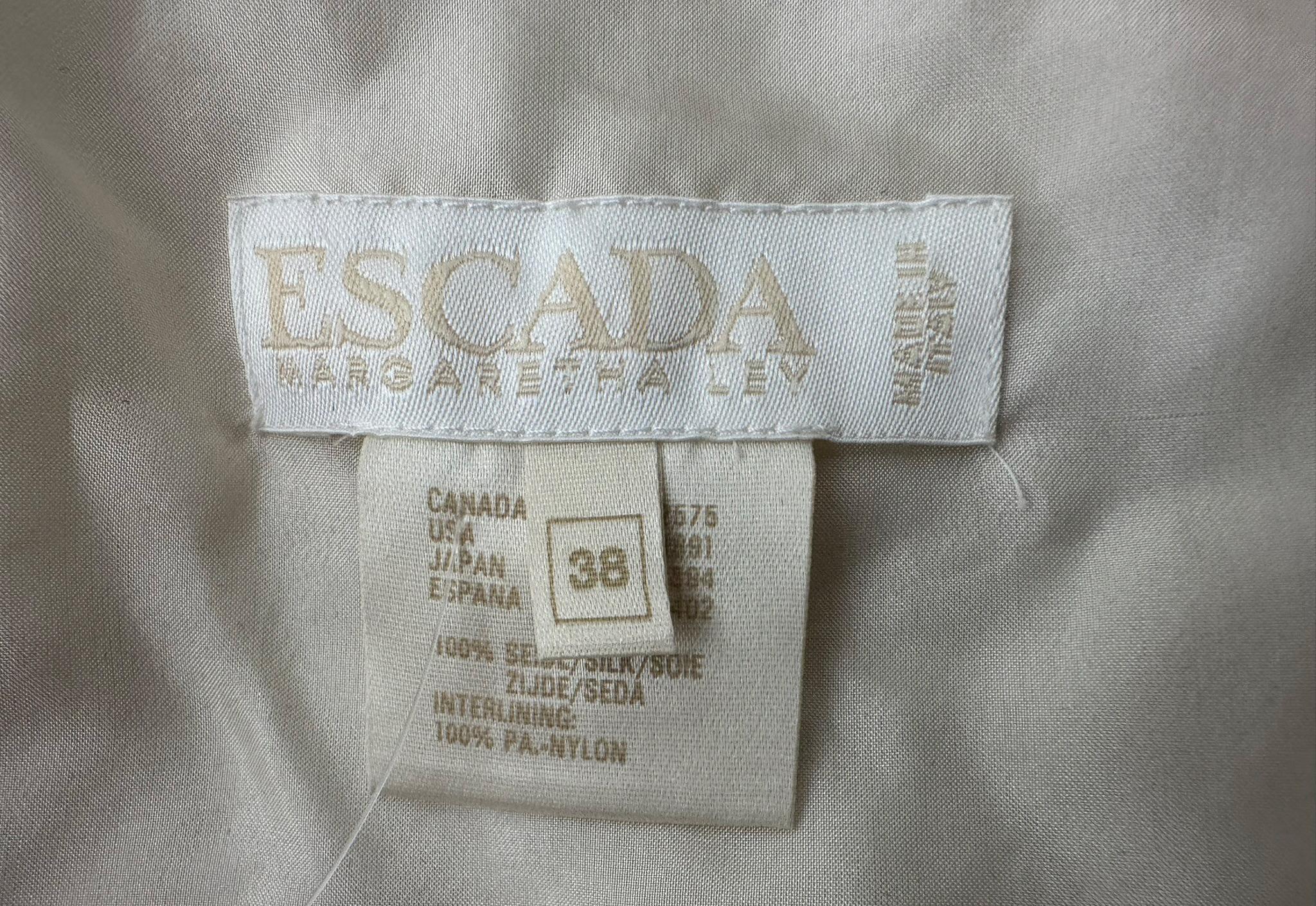 Escada Vintage 1980s  Wild Horses Quilted Silk Print Vest 38 en venta 7