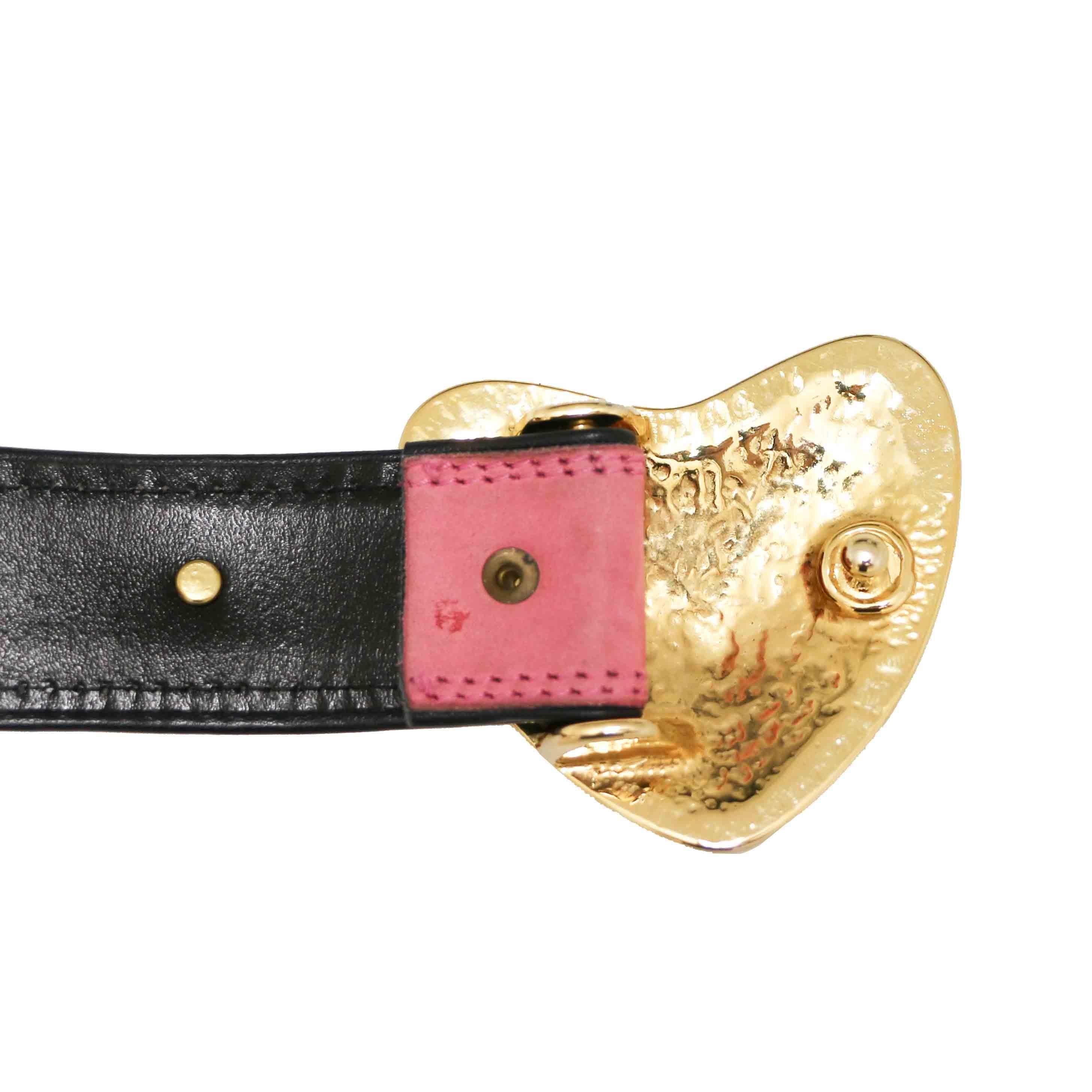 ESCADA Vintage Belt in Pink Leather In Good Condition For Sale In Paris, FR