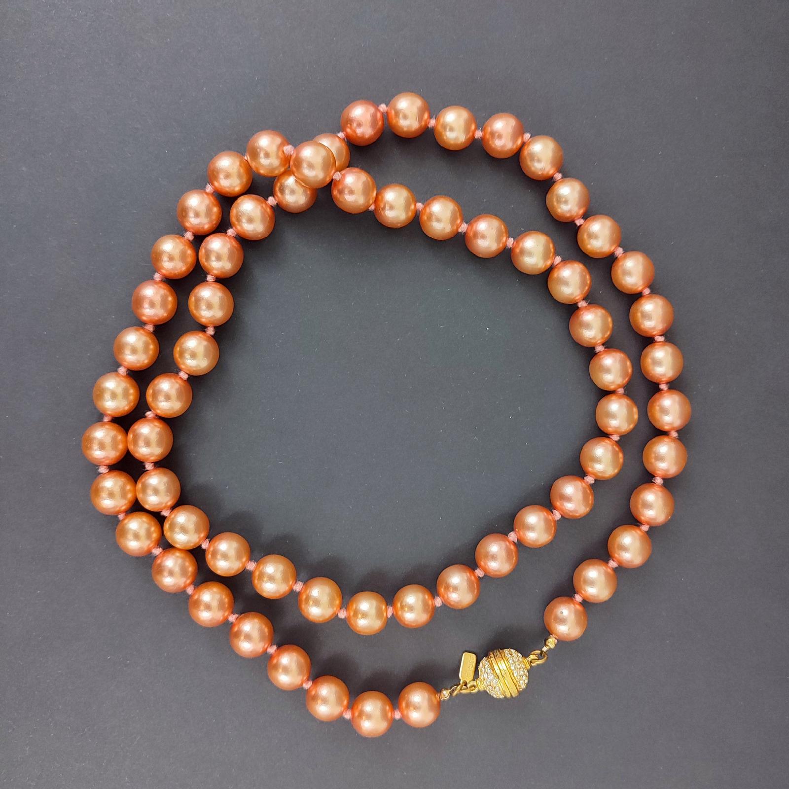German Escada Vintage Salmon Pink Pearl Necklace with Gold Toned Rhinestone Closure For Sale