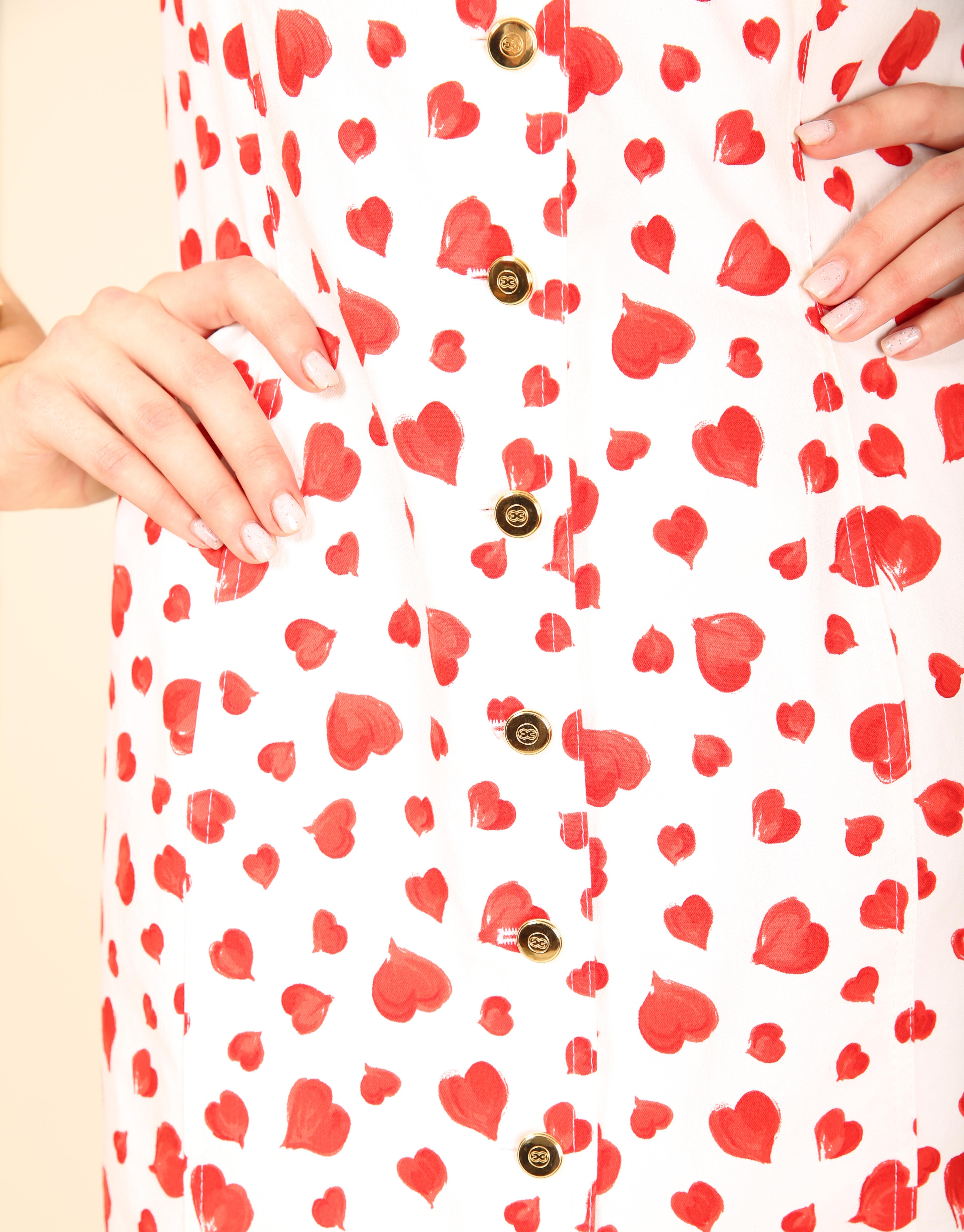 Escada vintage white red heart print button up denim jean sleeveless dress For Sale 5