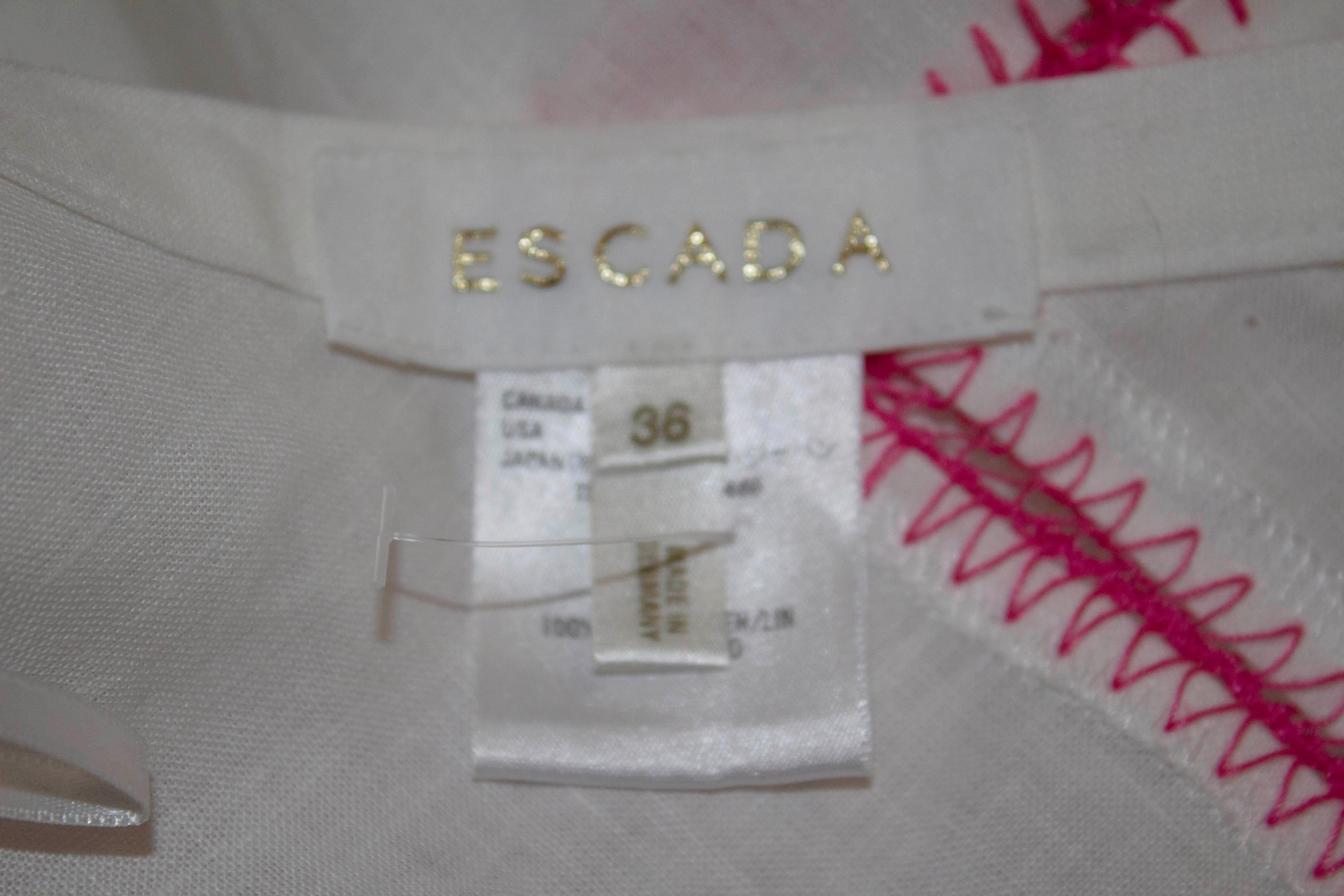 Women's Escada White Linen Skirt with Pink Stitch Detail For Sale