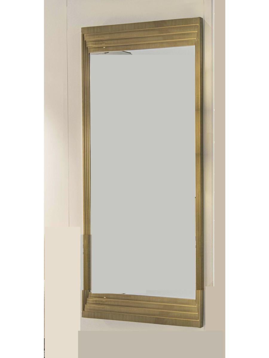 Escal Mirror y LK Edition
Dimensions: 260 x 125 x H 6 cm 
Materials: Patina with gloss varnish. Glass Mirror.

It is with the sense of detail and requirement, this research of the exception by the selection of noble materials and his culture of