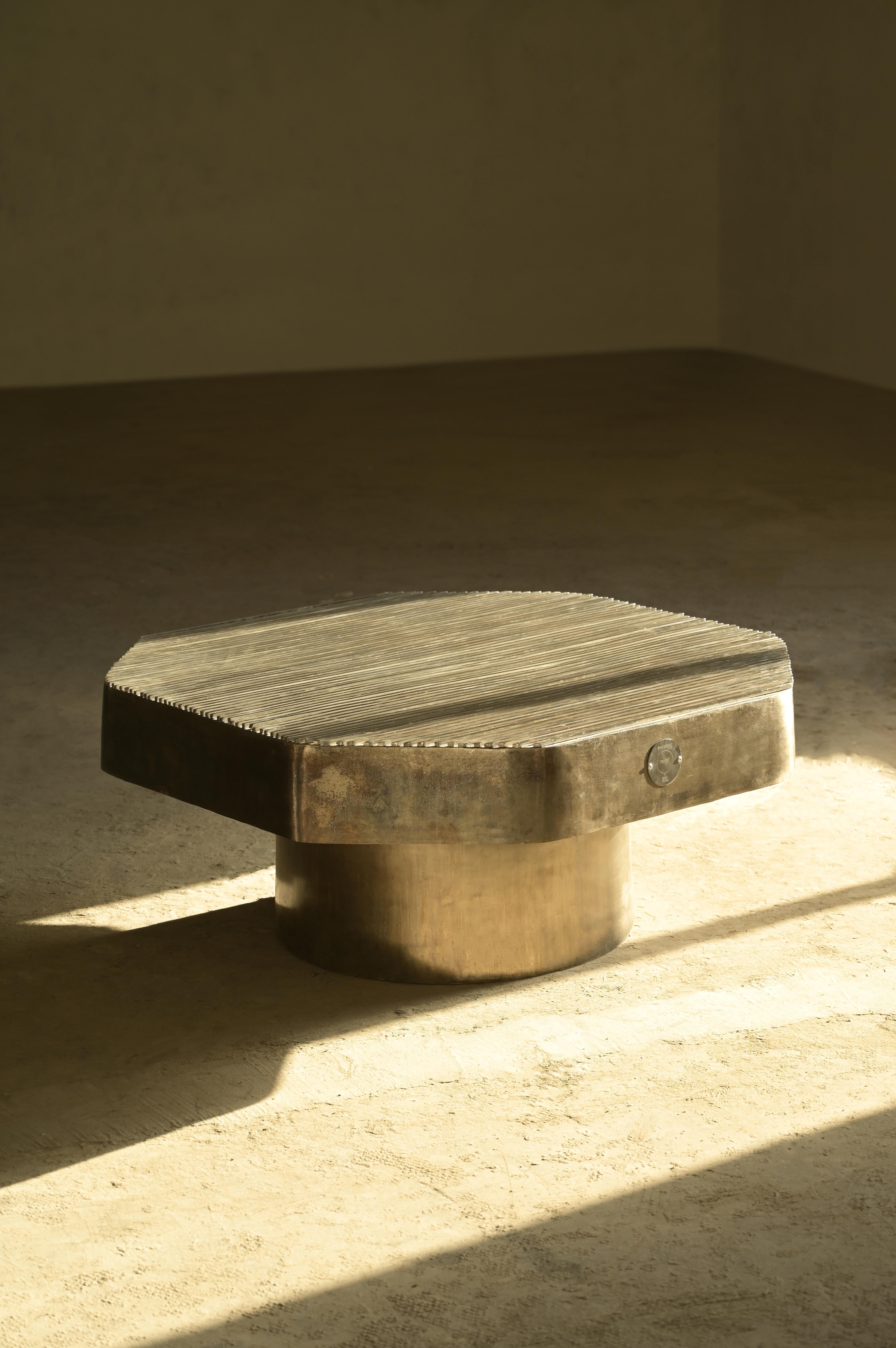 Escalate Coffee Table by Studio Namit Khanna In New Condition For Sale In Moradabad, Uttar Pradesh