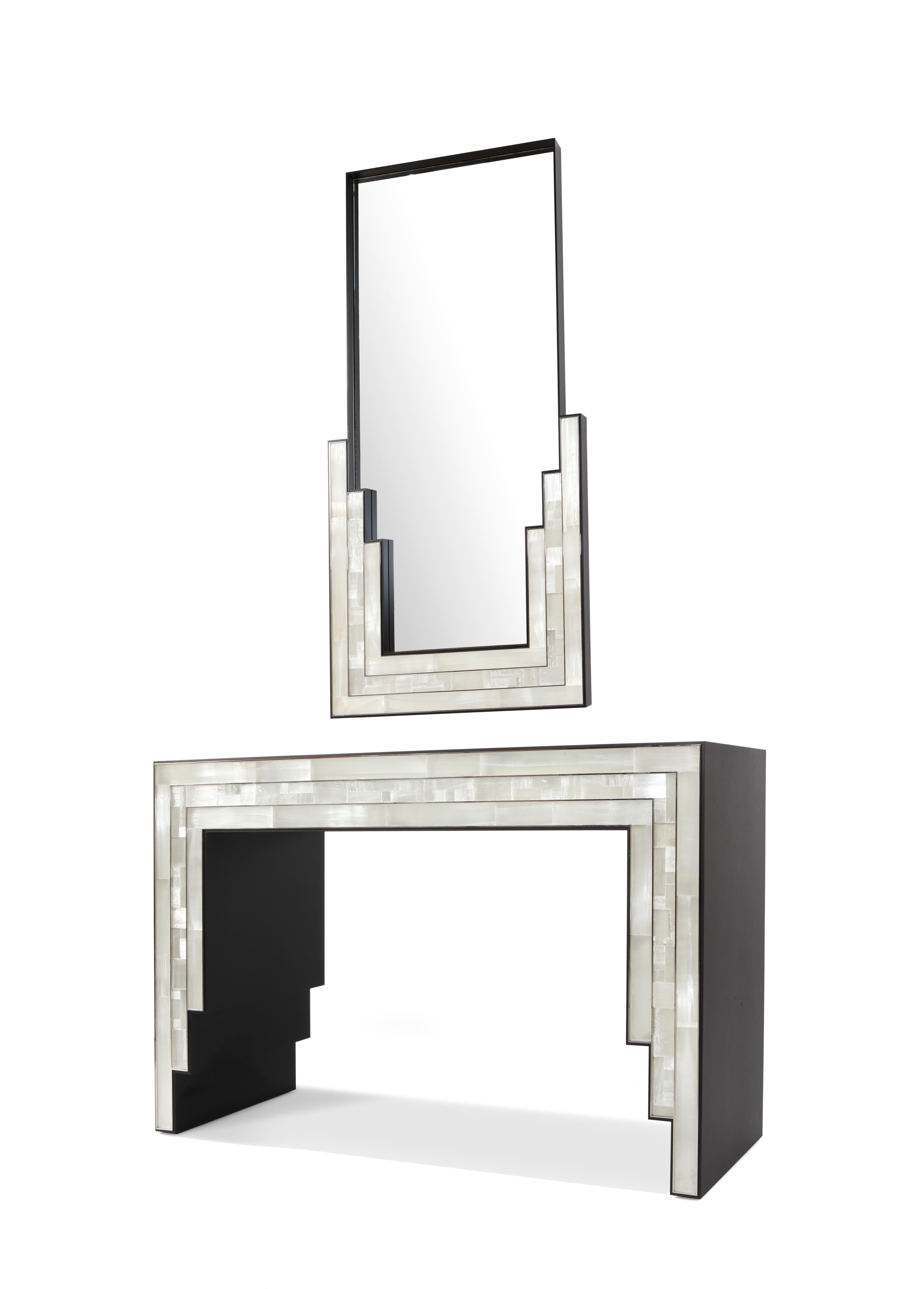 Miroir Escalier avec selenite, placage en bois et détails en nickel 3