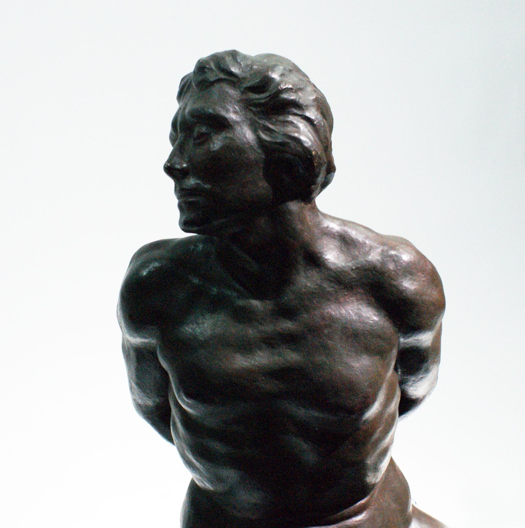Terre cuite Sculpture d'esclave masculine nue en terre cuite de R.Brageu en vente
