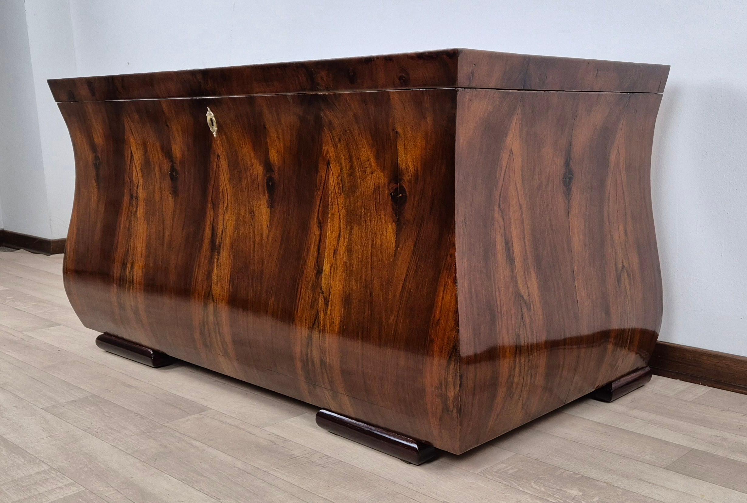 Italian Exclusive Tuscan Art Deco Chest 1939