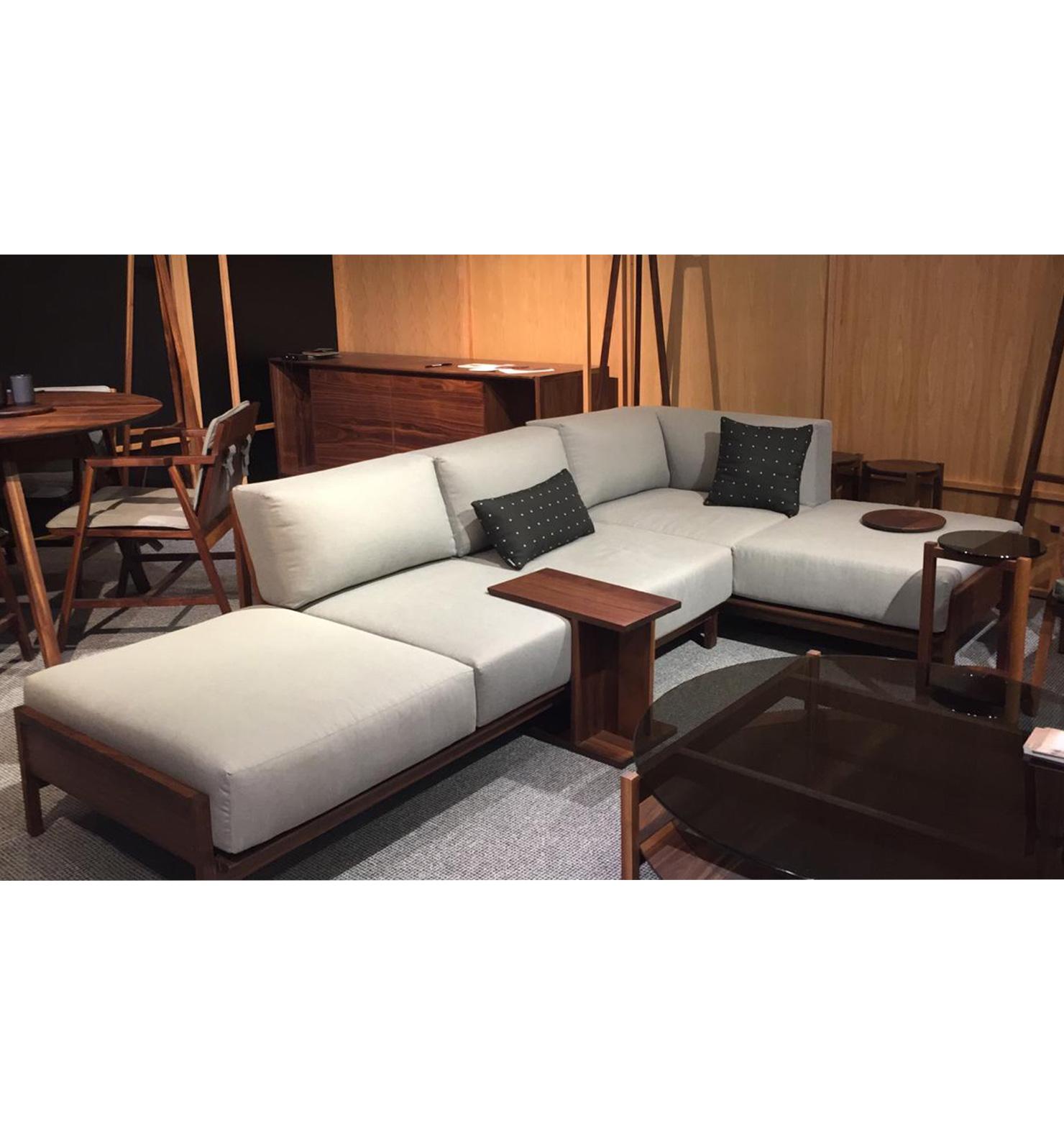 Hand-Crafted Escuadra Confort, Mexican Contemporary Sofa by Emiliano Molina for Cuchara For Sale