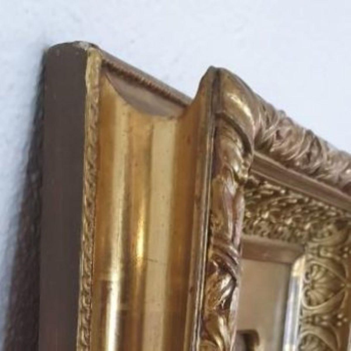 Spanisches Öl auf Kupfer aus dem 18. Jahrhundert - Virgin Dolorosa

Schönes Öl auf Kupfer aus der Mitte des 18. Jahrhunderts, das die Virgin Dolorosa (Schmerzensmutter) darstellt. Das Gemälde zeigt eine ausgezeichnete Technik, eine reiche Farbgebung