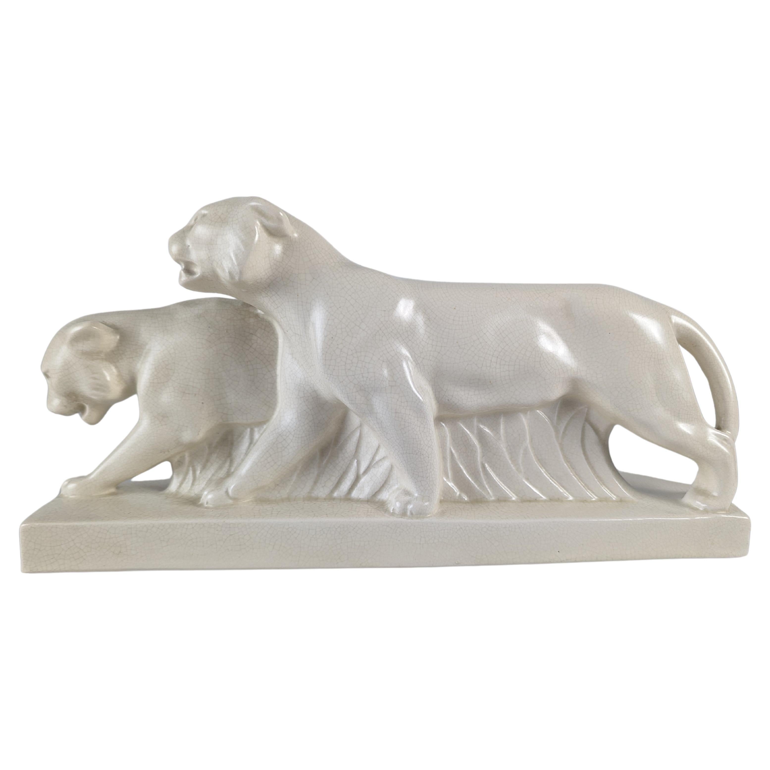 Escultura animal Art Deco de leones, 1920s For Sale