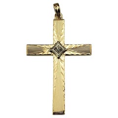 Colgante Esemco de oro amarillo de 10 quilates y cruz de diamantes #20365