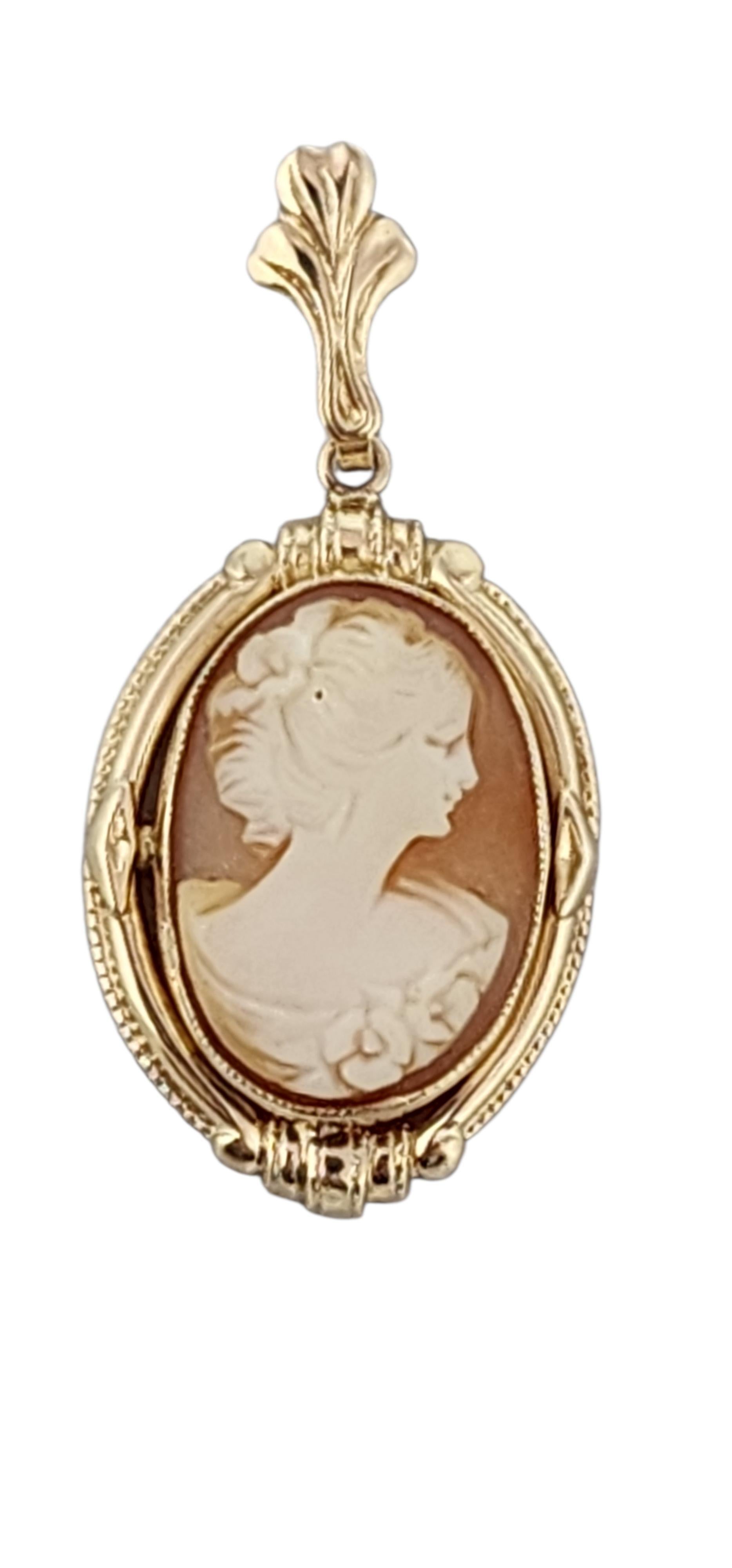 Women's Esemco 10K Yellow Gold Cameo Pendant #24145 For Sale