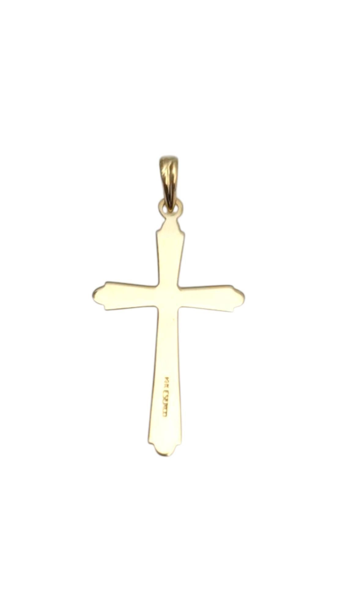 Esemco 14 Karat Yellow Gold Cross Pendant

Simple and timeless, this 14 karat yellow gold hollow cross pendant is a classic symbol of faith and elegance, perfect for everyday wear or special occasions.

Size: 25.1 mm X 14.1 mm X 1.4 mm

with bale: