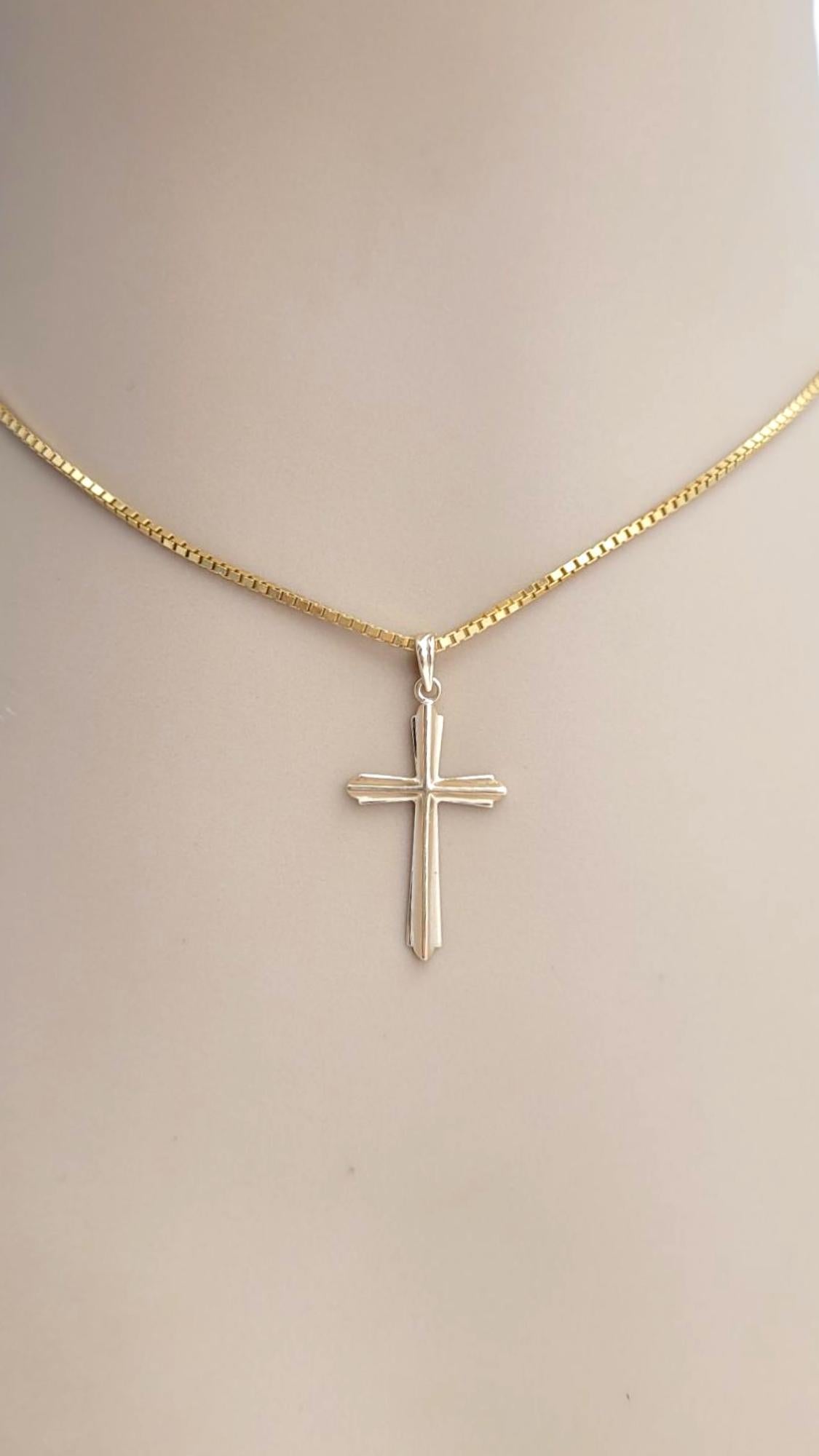 Esemco 14 Karat Yellow Gold Cross Pendant #21666 in vendita 1