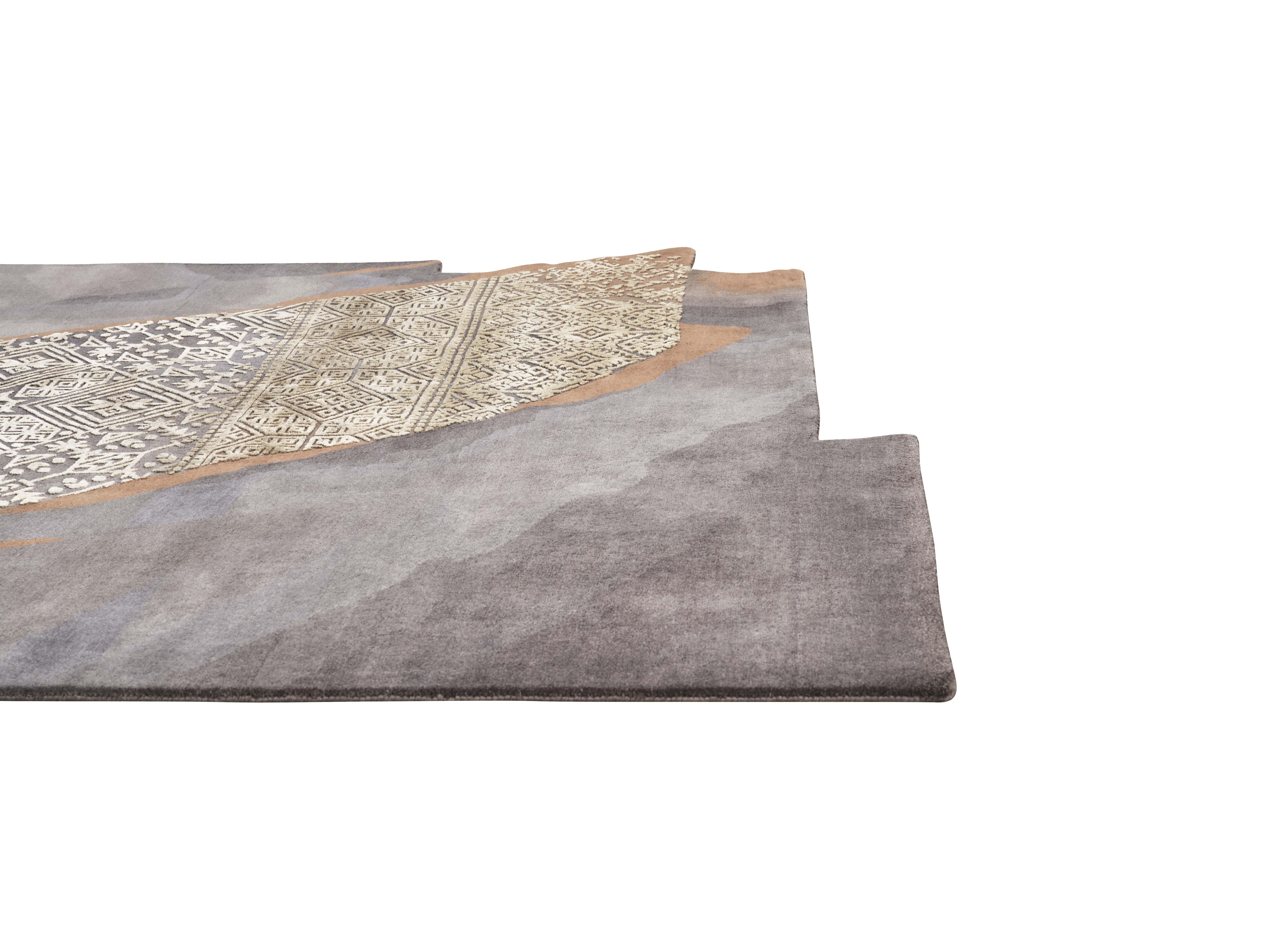Hand-Knotted ESHE Hand Knotted Transitional Modern Shaped Rug in Tan Grey Colour by Hands  For Sale