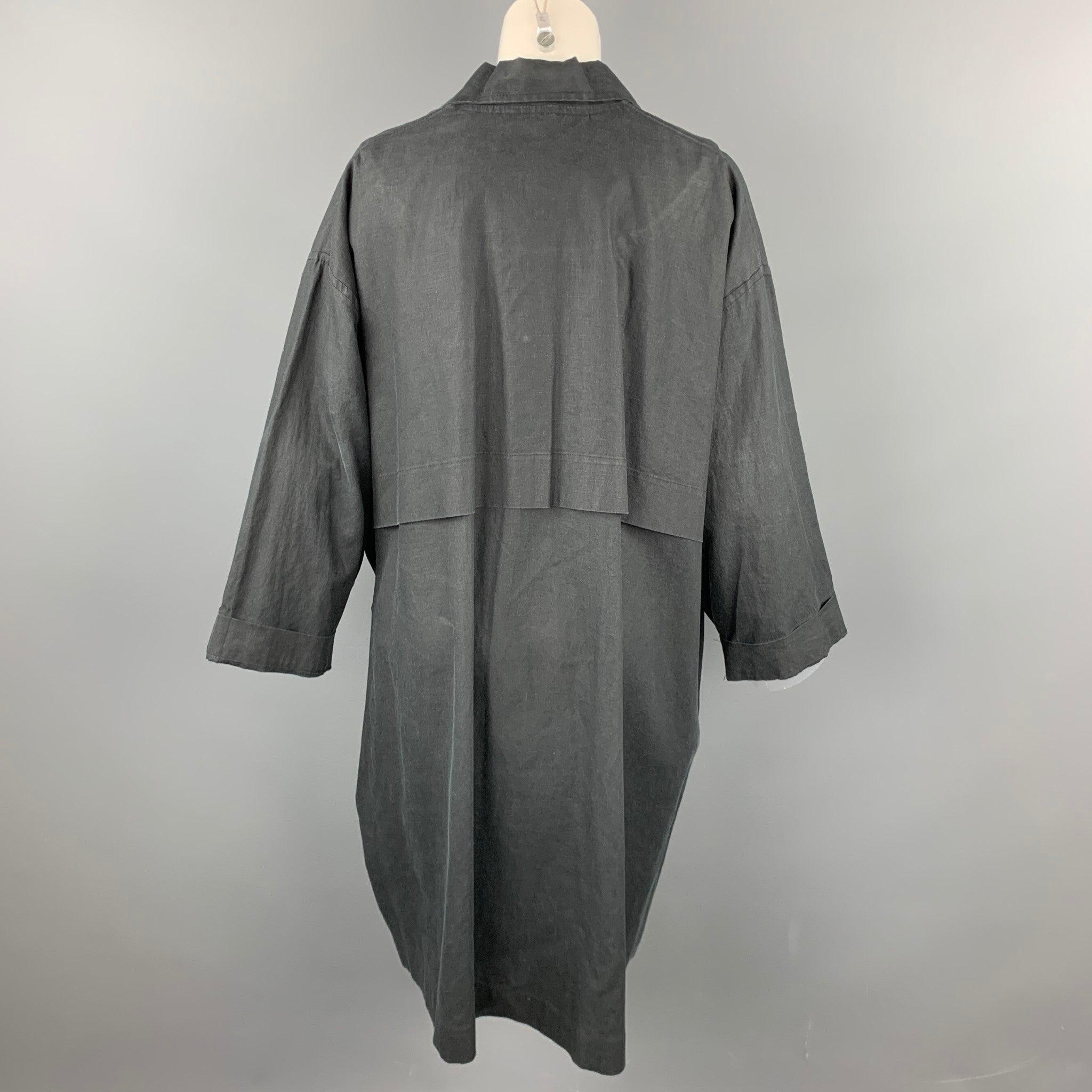 Women's ESKANDAR Size One Size Charcoal Linen Overcoat For Sale