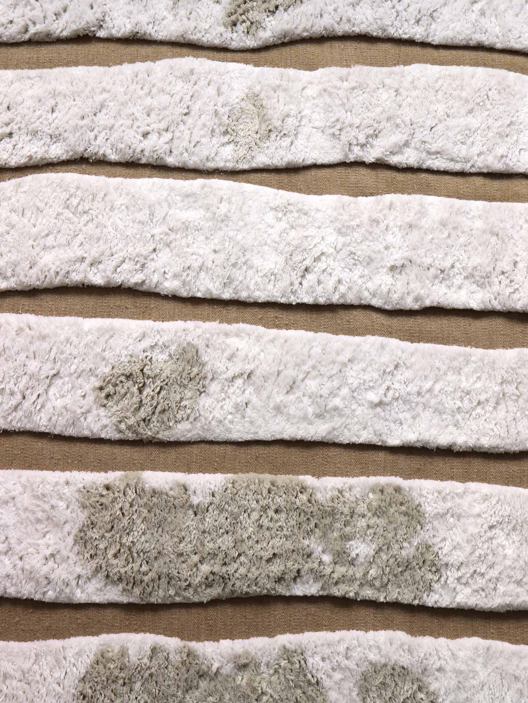Eskayel, Bold Stripe, Sandstein-Teppich, Merinowolle/NZ Wolle Marokkanische Flachgewebe (Handgeknüpft) im Angebot