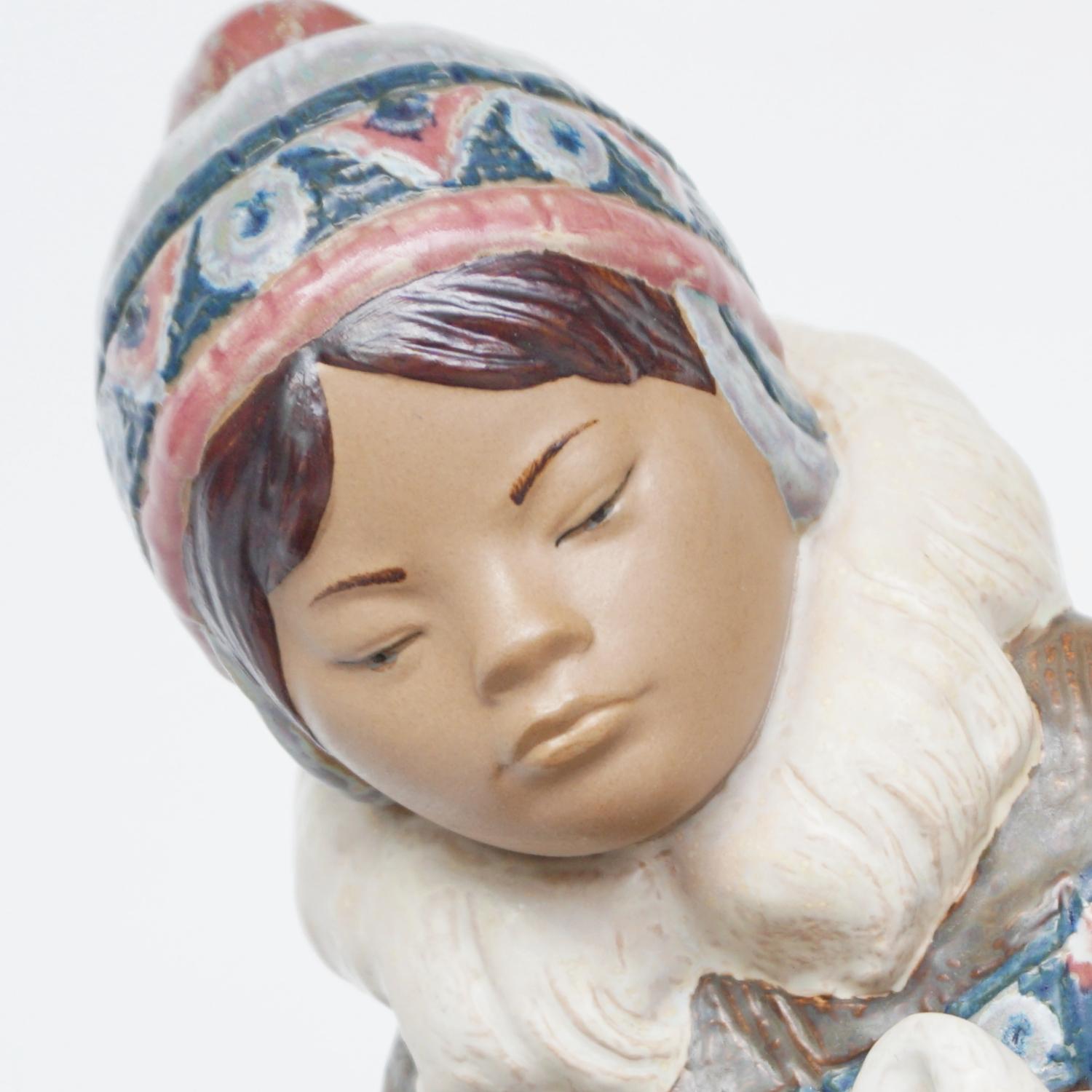 'Inuit Girl Playing' Pottery Figurine by Lladró 5