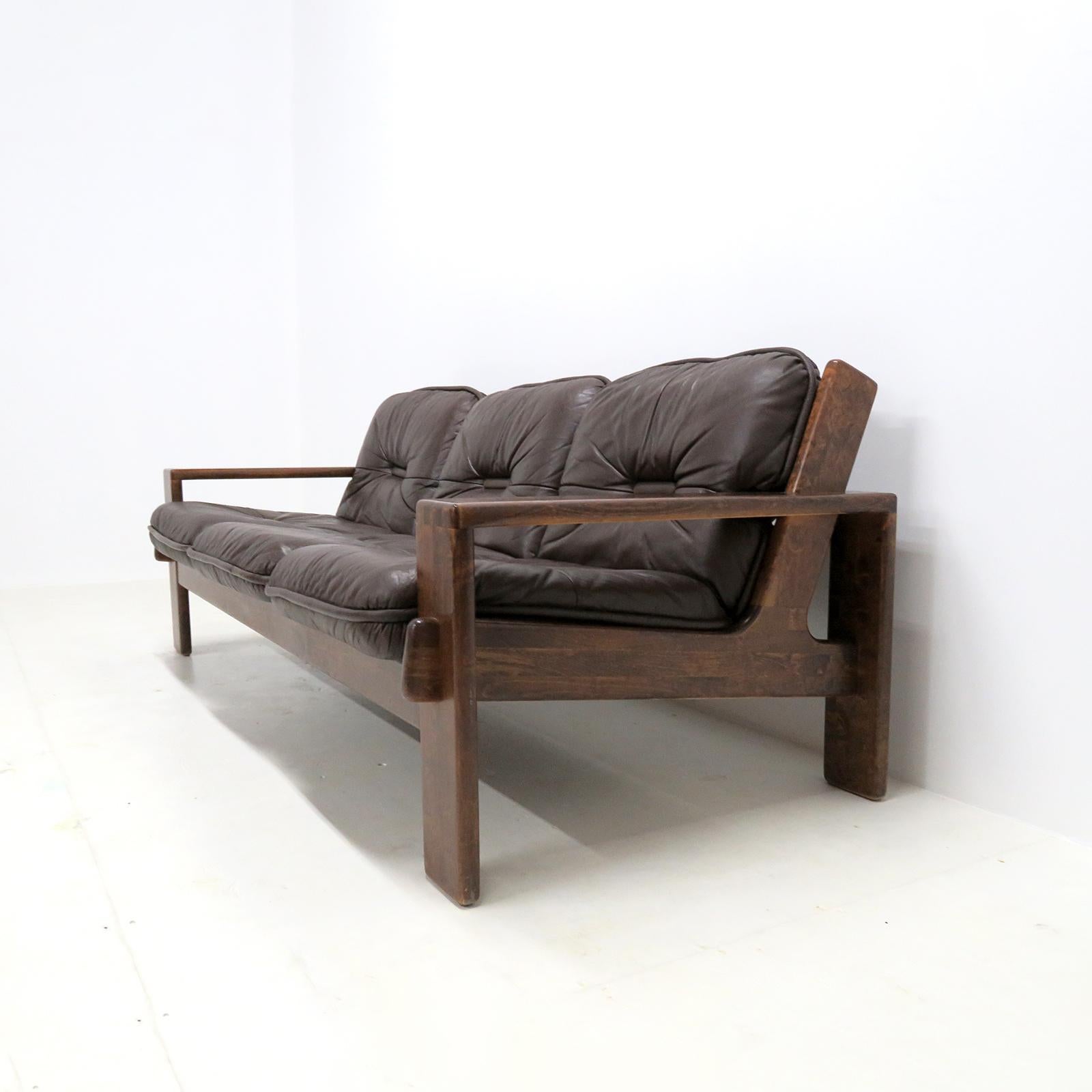 Stained Esko Pajamies 'Bonanza' Leather Sofa, 1970 For Sale