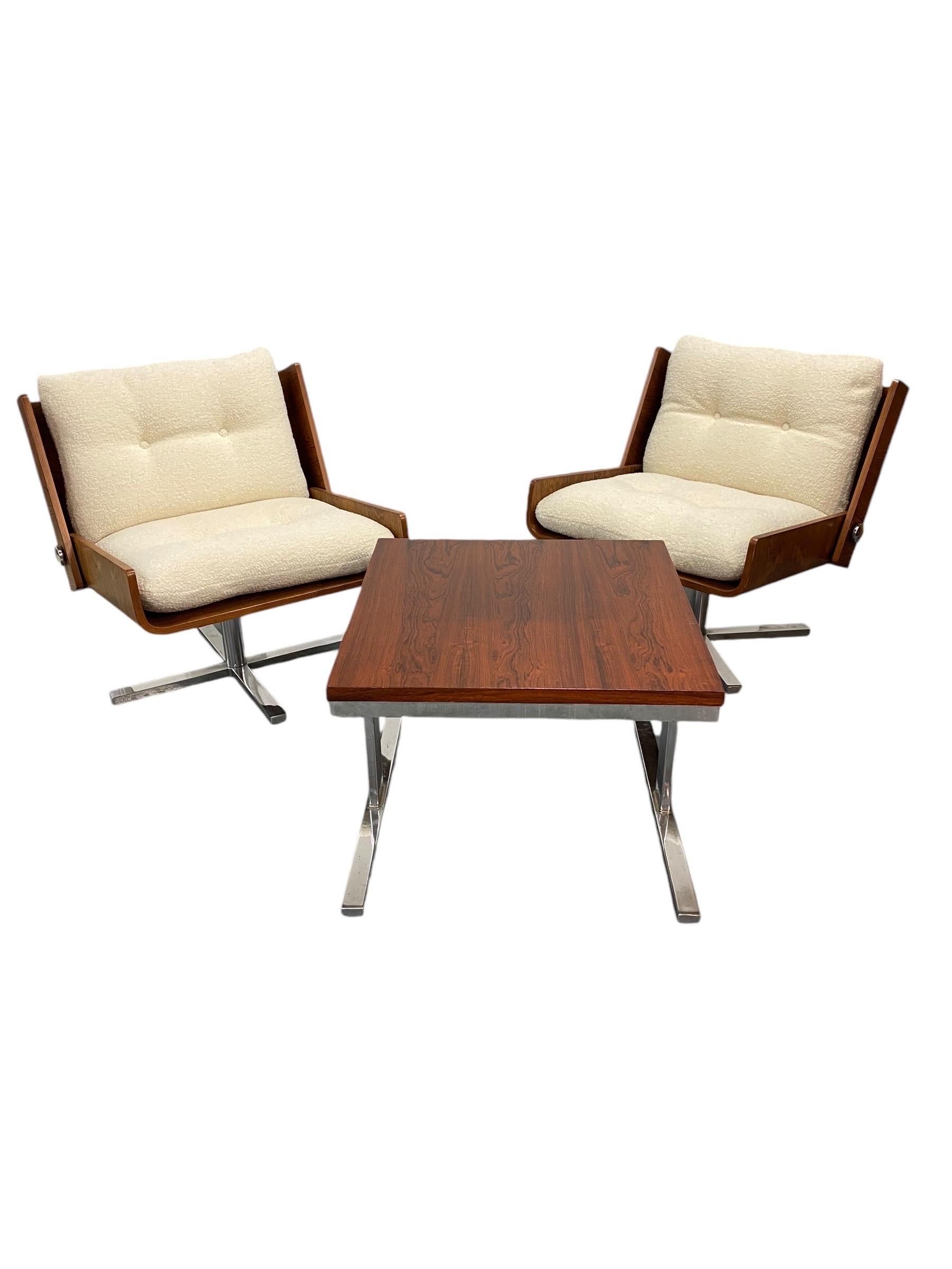 Esko Pajamies, Pair of Lounge Chairs & Coffee Table, Rosewood and Chrome 1960s For Sale 1