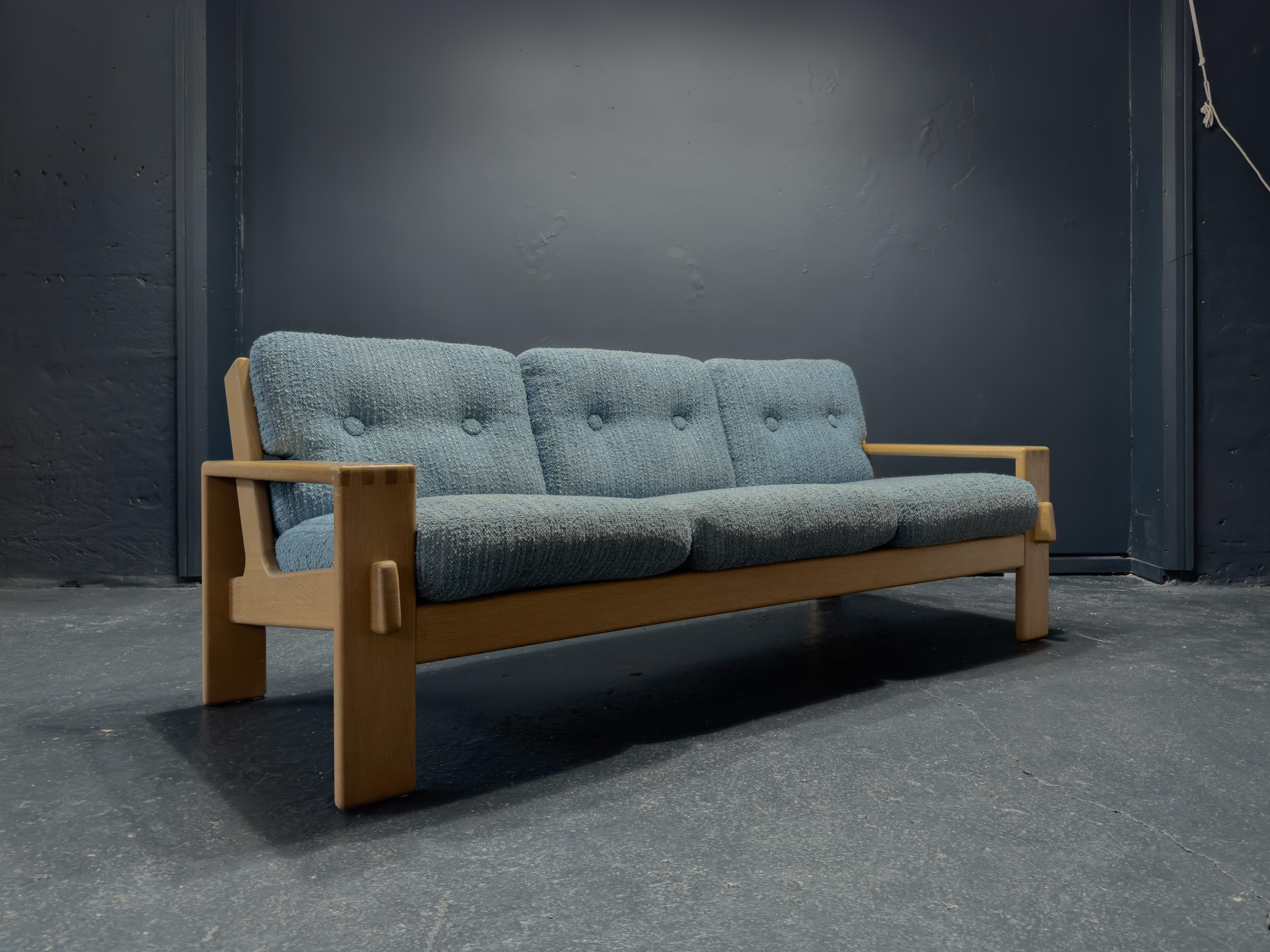 Mid-Century Modern Esko Pajamies Sofa