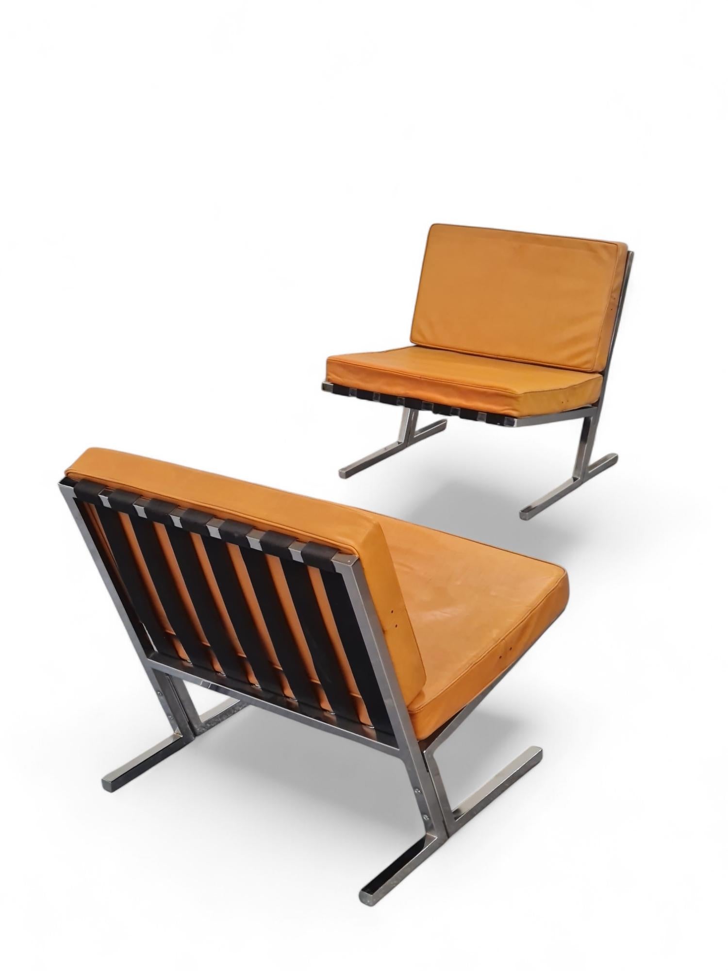 Mid-Century Modern Esko Pajamies & Toivo Korhonen, Pair of Lounge Chairs in Leather and Steel 1960s For Sale