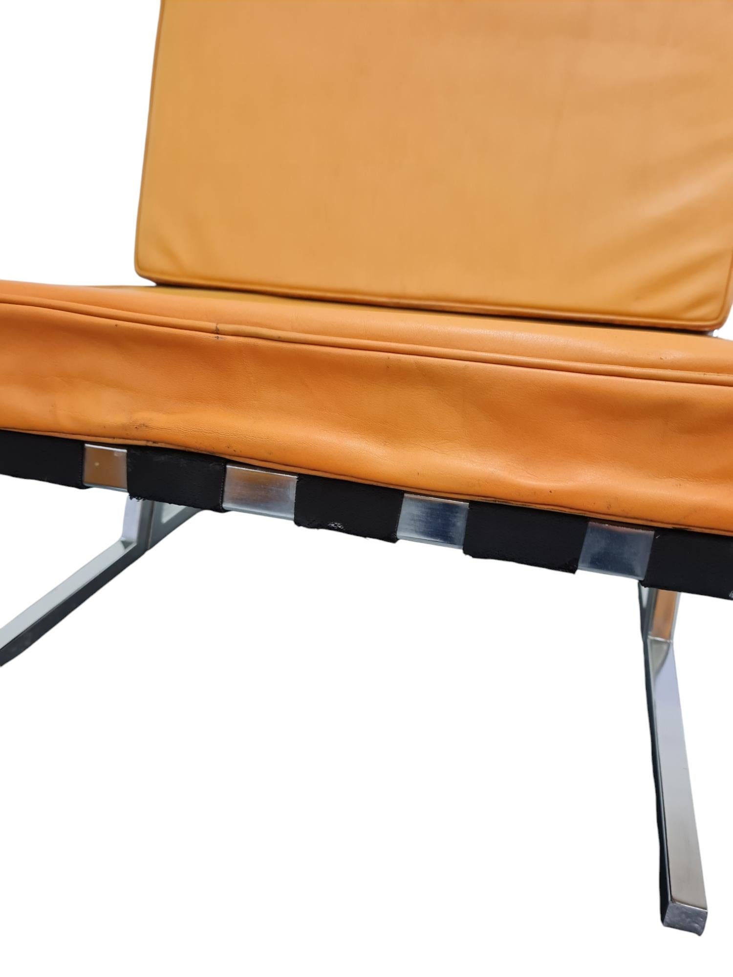 Finnish Esko Pajamies & Toivo Korhonen, Pair of Lounge Chairs in Leather and Steel 1960s For Sale