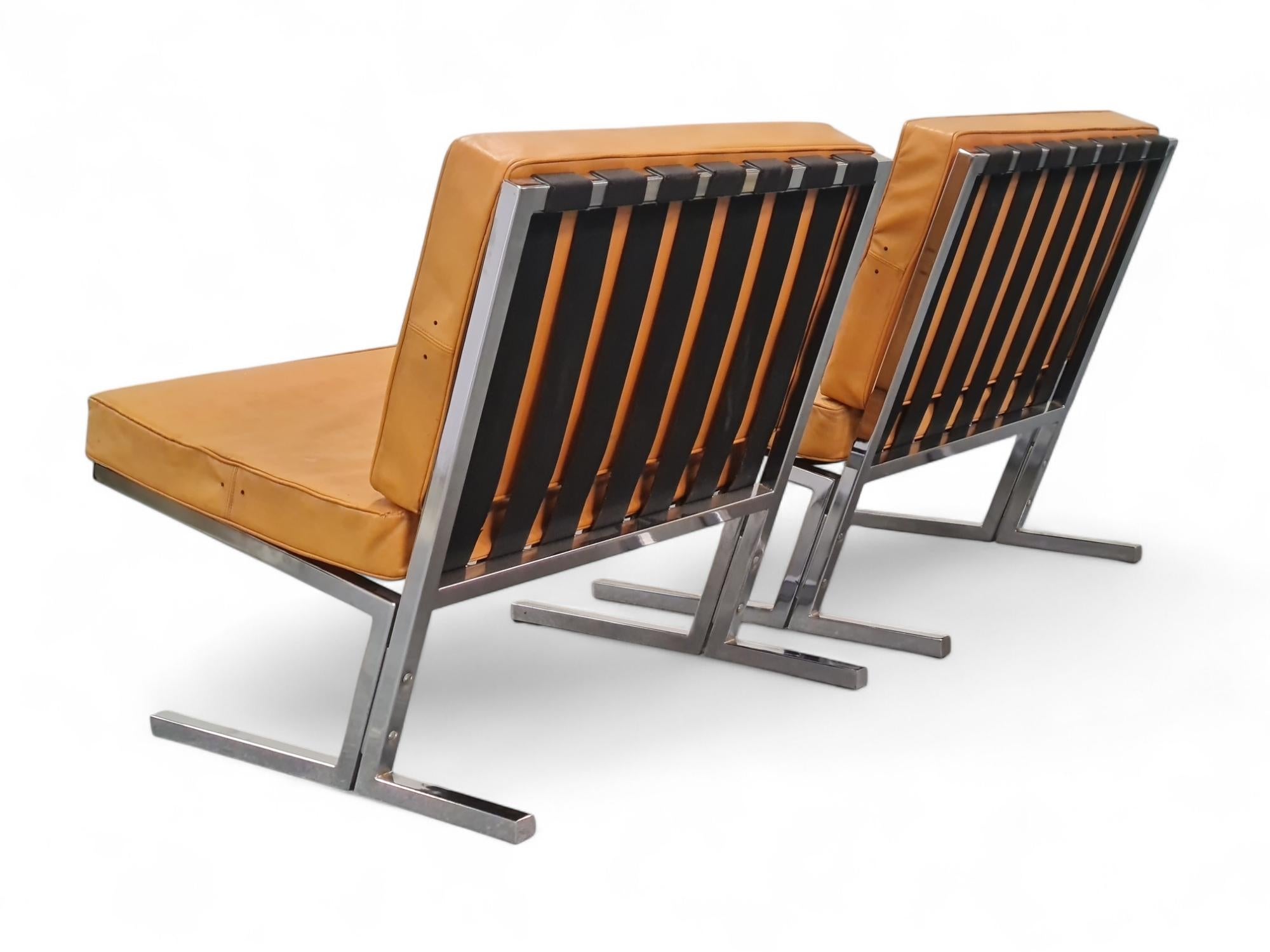 Esko Pajamies & Toivo Korhonen, Pair of Lounge Chairs in Leather and Steel 1960s For Sale 2
