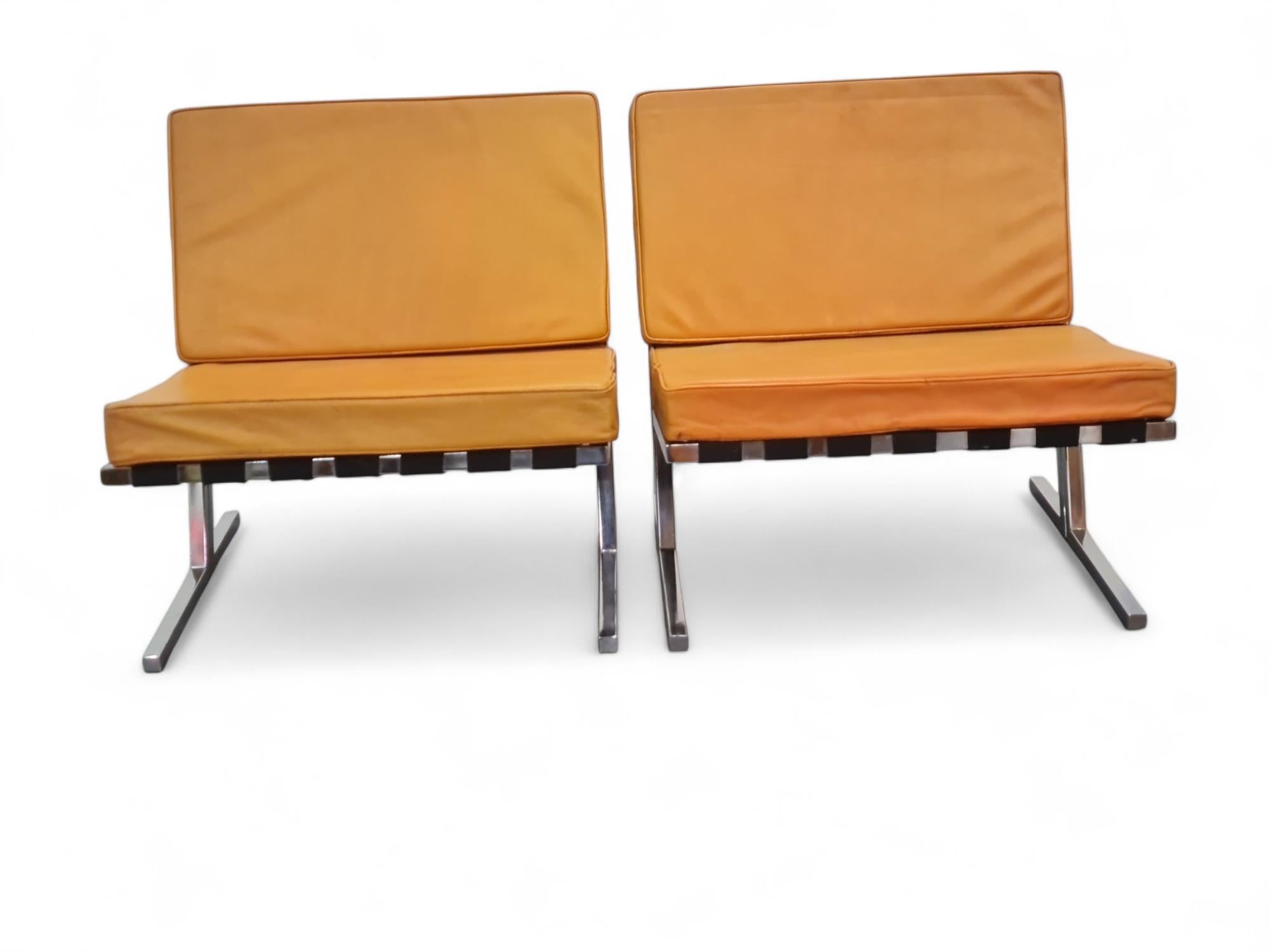 Esko Pajamies & Toivo Korhonen, Pair of Lounge Chairs in Leather and Steel 1960s For Sale 3
