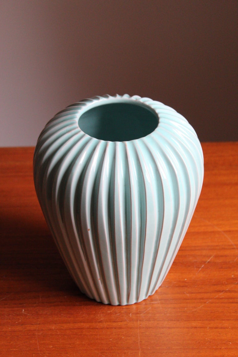 Eslau Keramik, Fluted Vase, Blue Glazed Stoneware, Denmark, 1950s For Sale  at 1stDibs