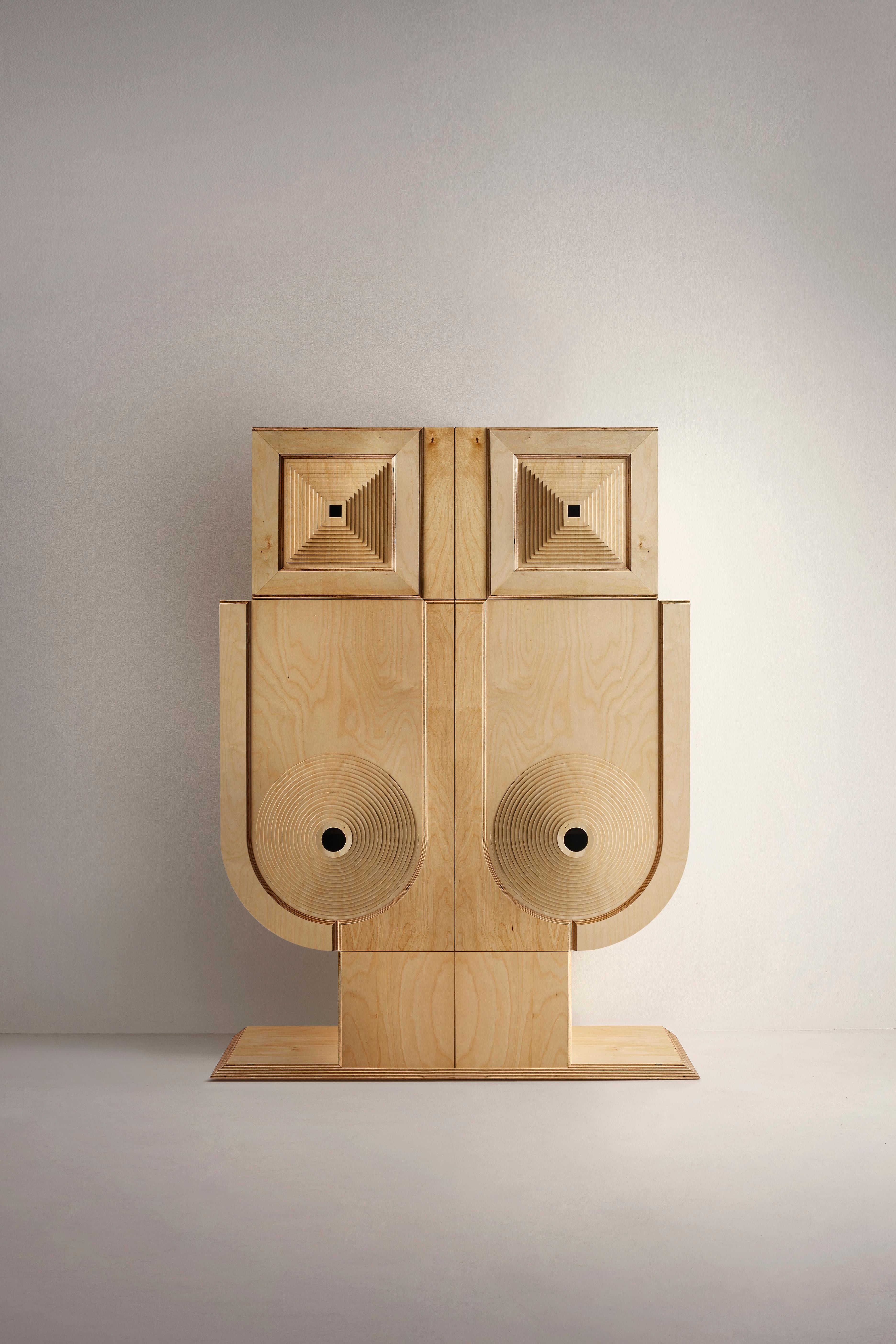 Enfilade incurvé moderne en bois sculpté « Esme-Ralda » fabriqué en Italie en vente 12