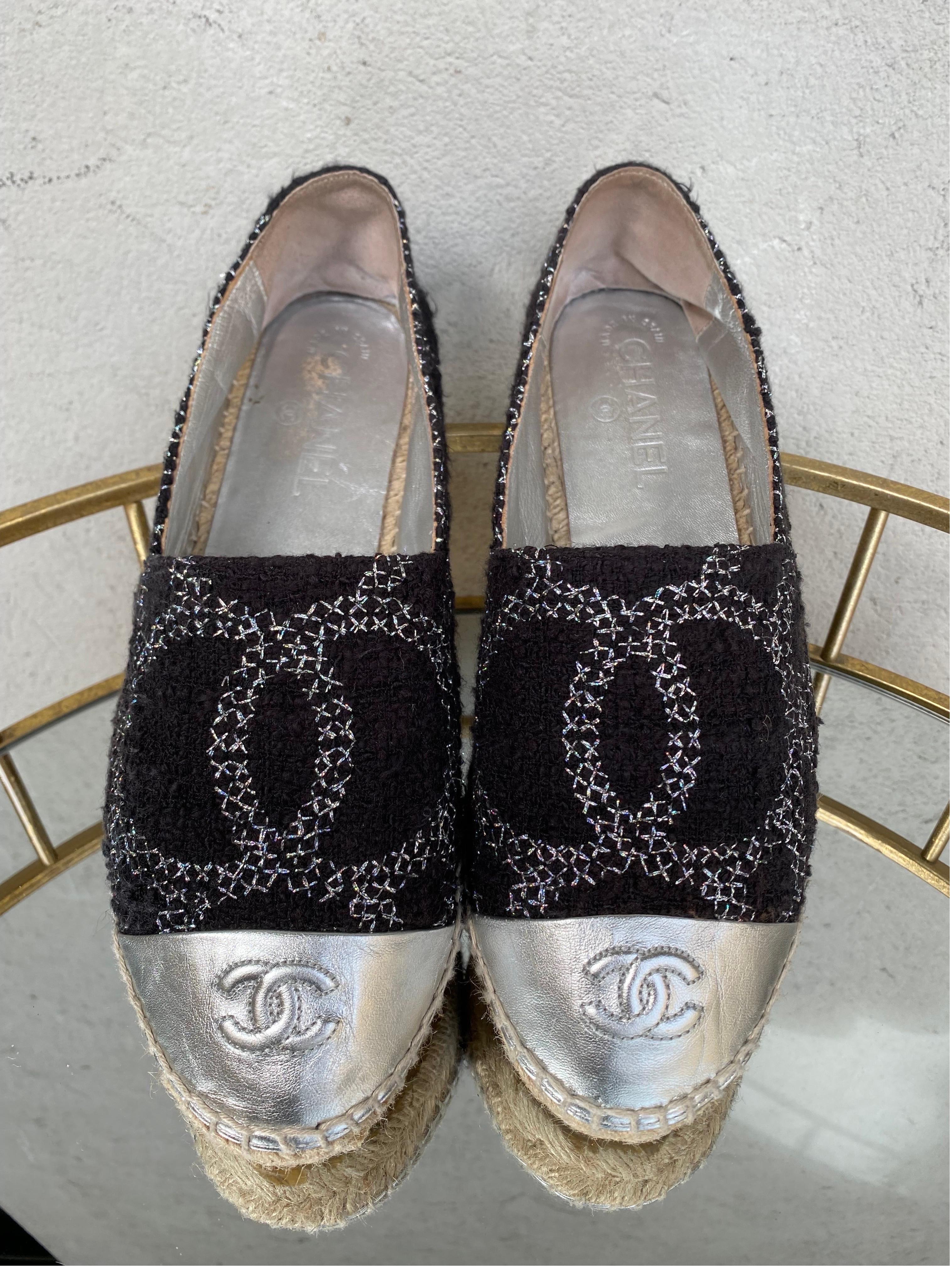 Espadrilles en tweed Chanel en vente 1