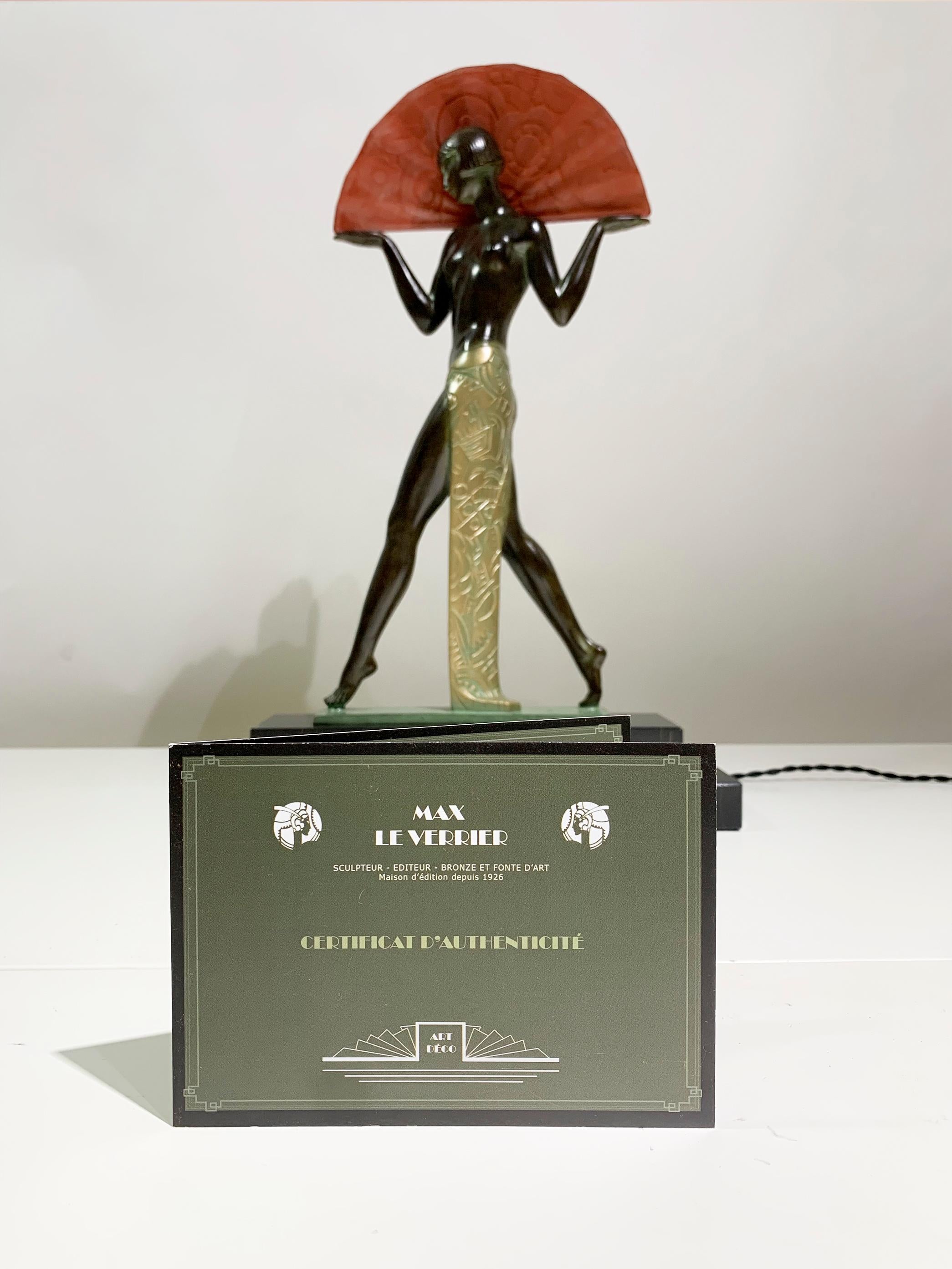 Lampe de table espagnole d'une danseuse espagnole par Raymonde Guerbe pour Max Le Verrier en vente 7