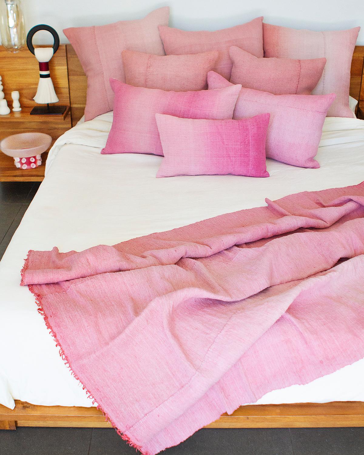 Organic Modern Espanyolet Pink Hand Painted Vintage Linen Throw made in Spain  For Sale