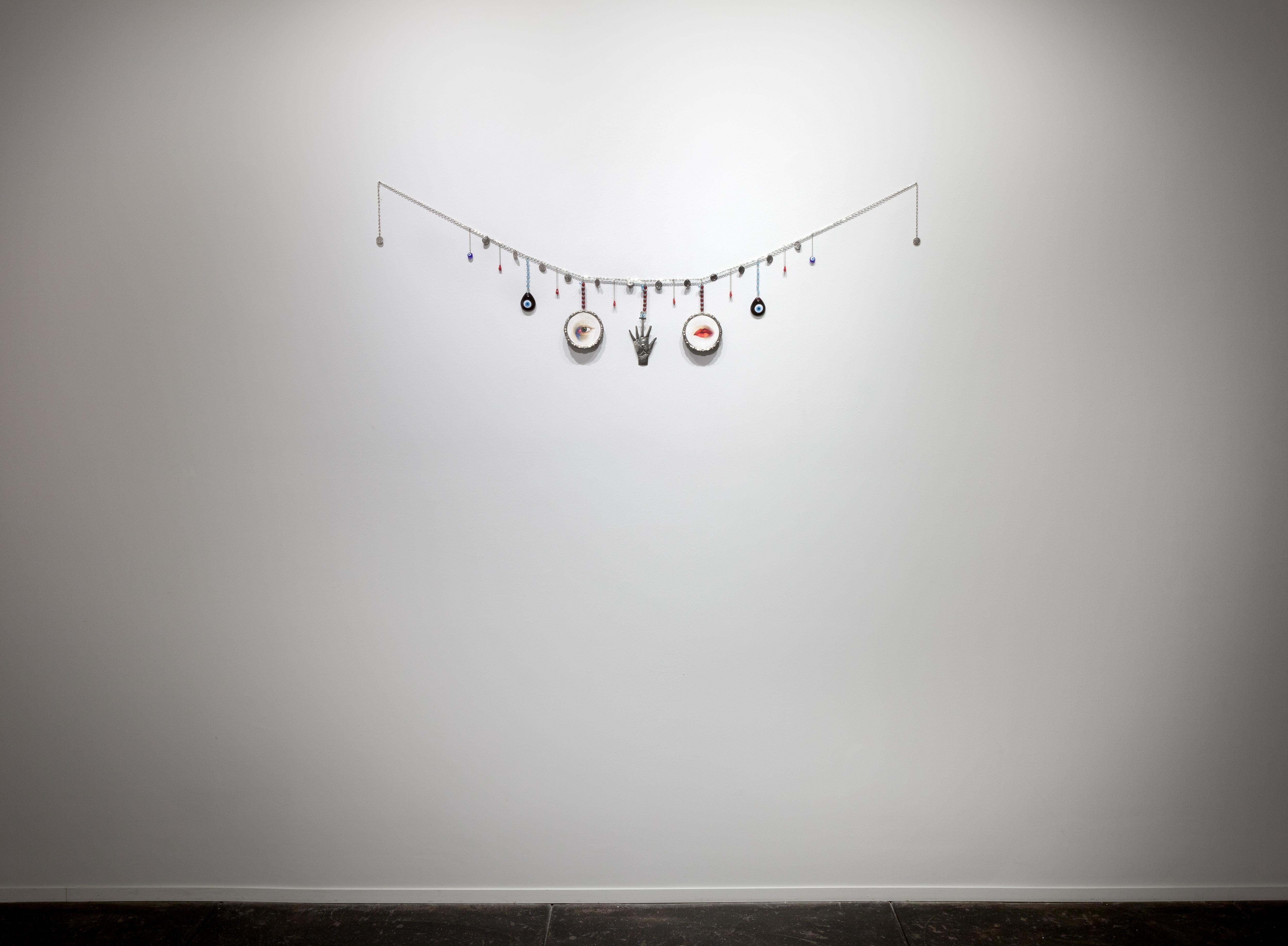 ESPERANZA CORTÉS es una artista multidisciplinar contemporánea nacida en Colombia y afincada en Nueva York. Cortés ha expuesto en Estados Unidos en exposiciones individuales y colectivas en lugares como Smack Mellon Gallery, Neuberger Museum of Art,