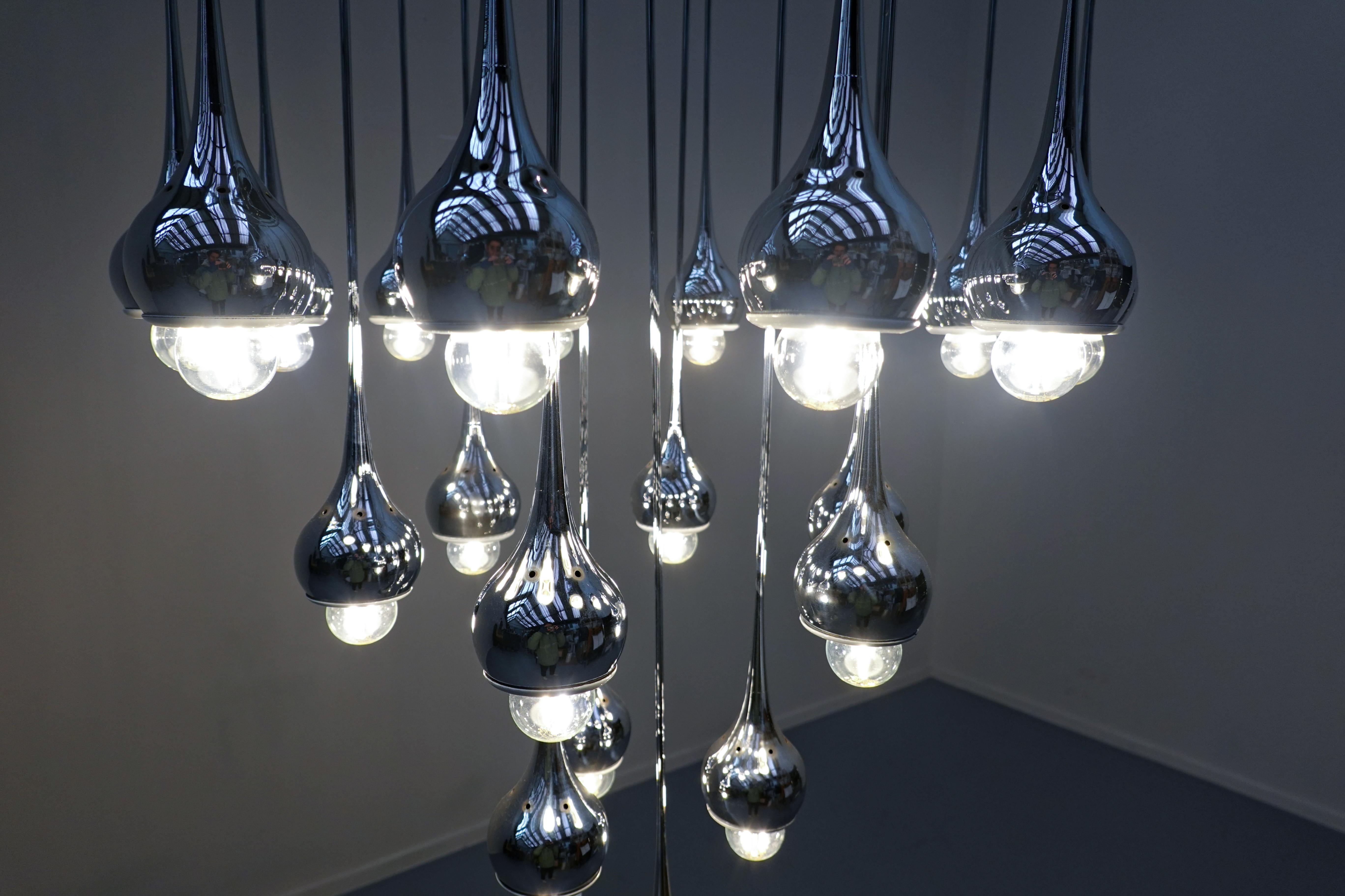 Acciaio Lampadario Esperia di metà secolo, Italia, 1960 in vendita