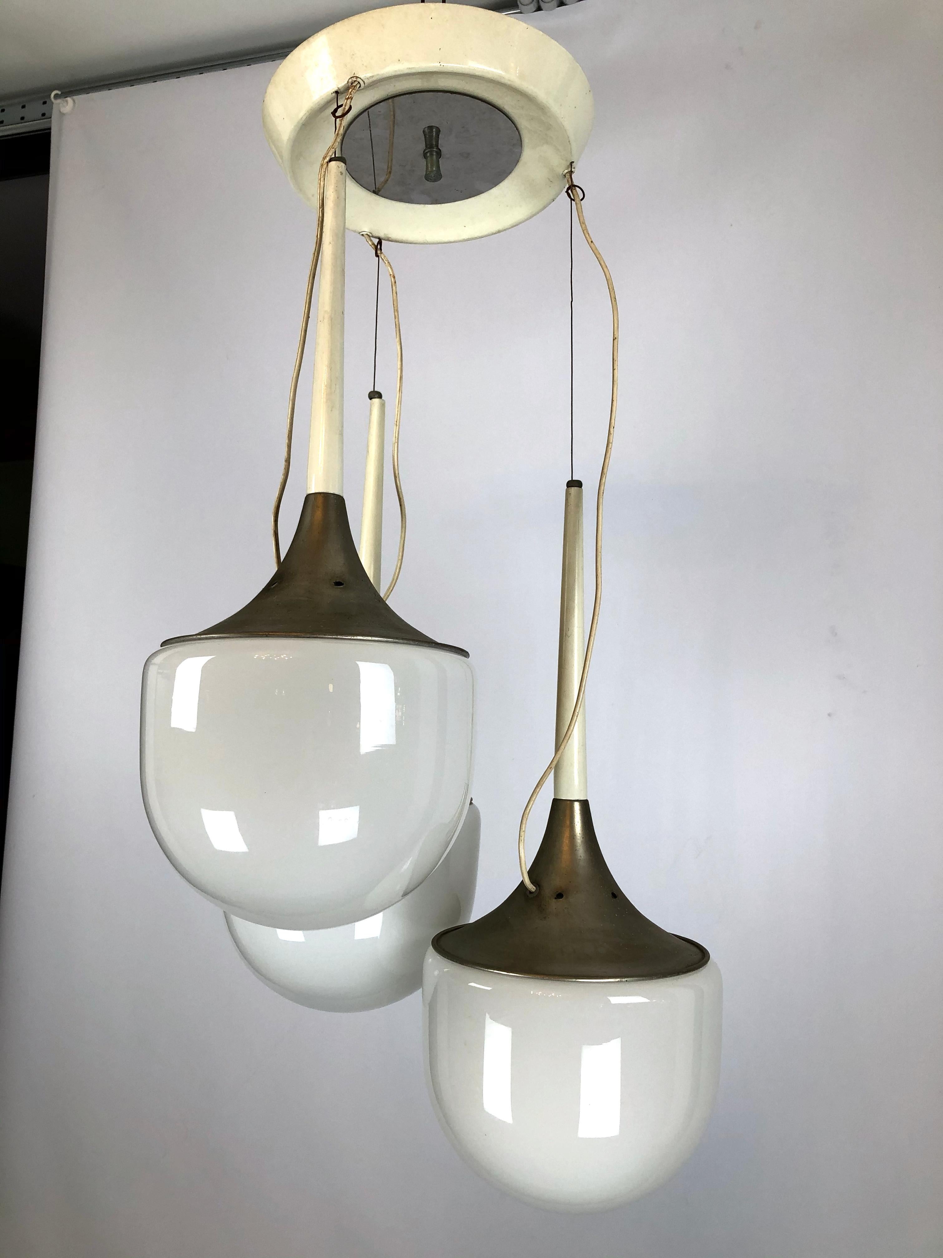 Esperia, Vintage Italian Glass and Metal Pendant Light Chandelier In Good Condition For Sale In Catania, CT